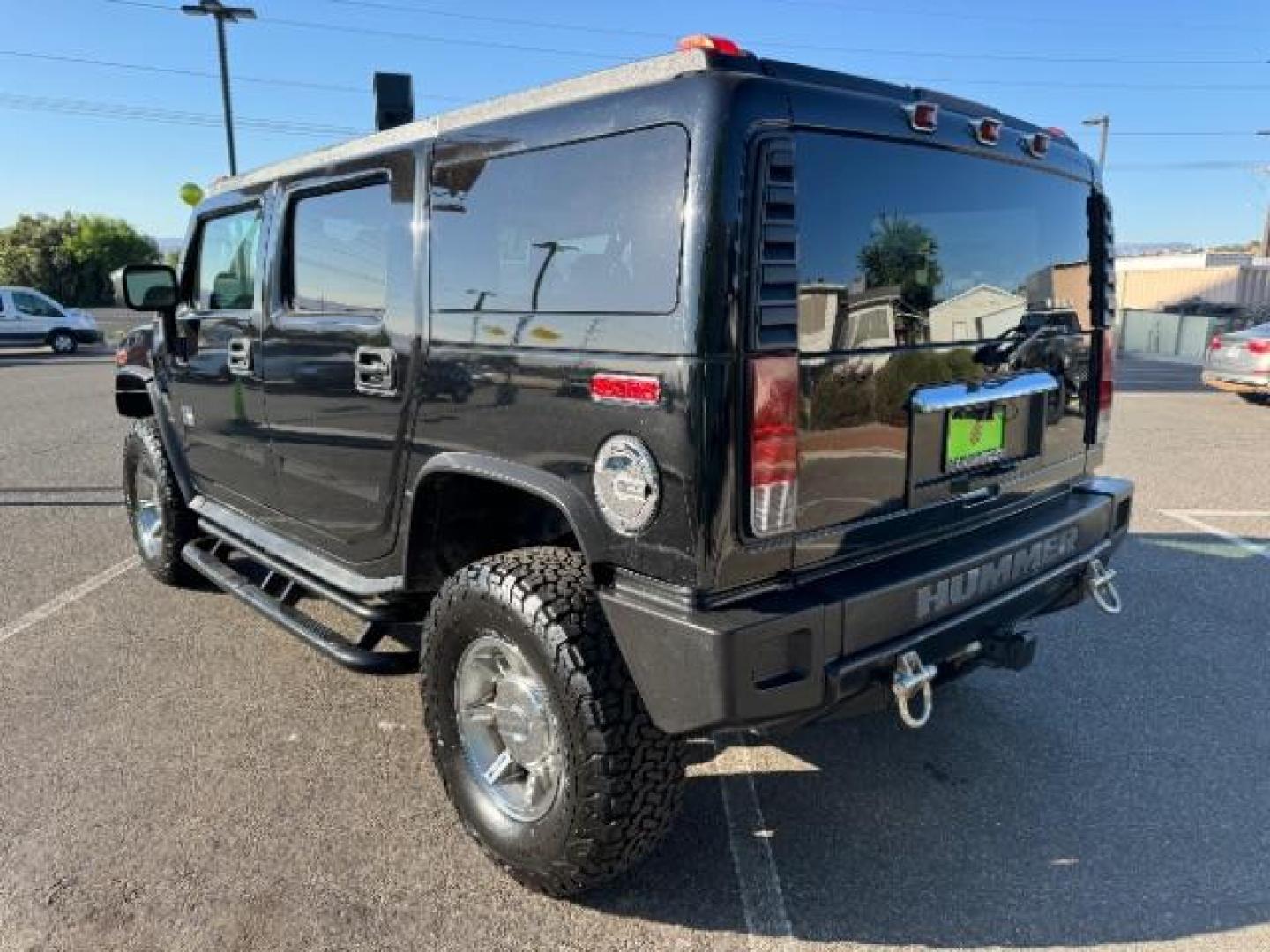 2005 Black /Ebony Leather Interior Hummer H2 SUV (5GRGN23U25H) with an 6.0L V8 OHV 16V engine, 4-Speed Automatic transmission, located at 1865 East Red Hills Pkwy, St. George, 84770, (435) 628-0023, 37.120850, -113.543640 - Photo#4