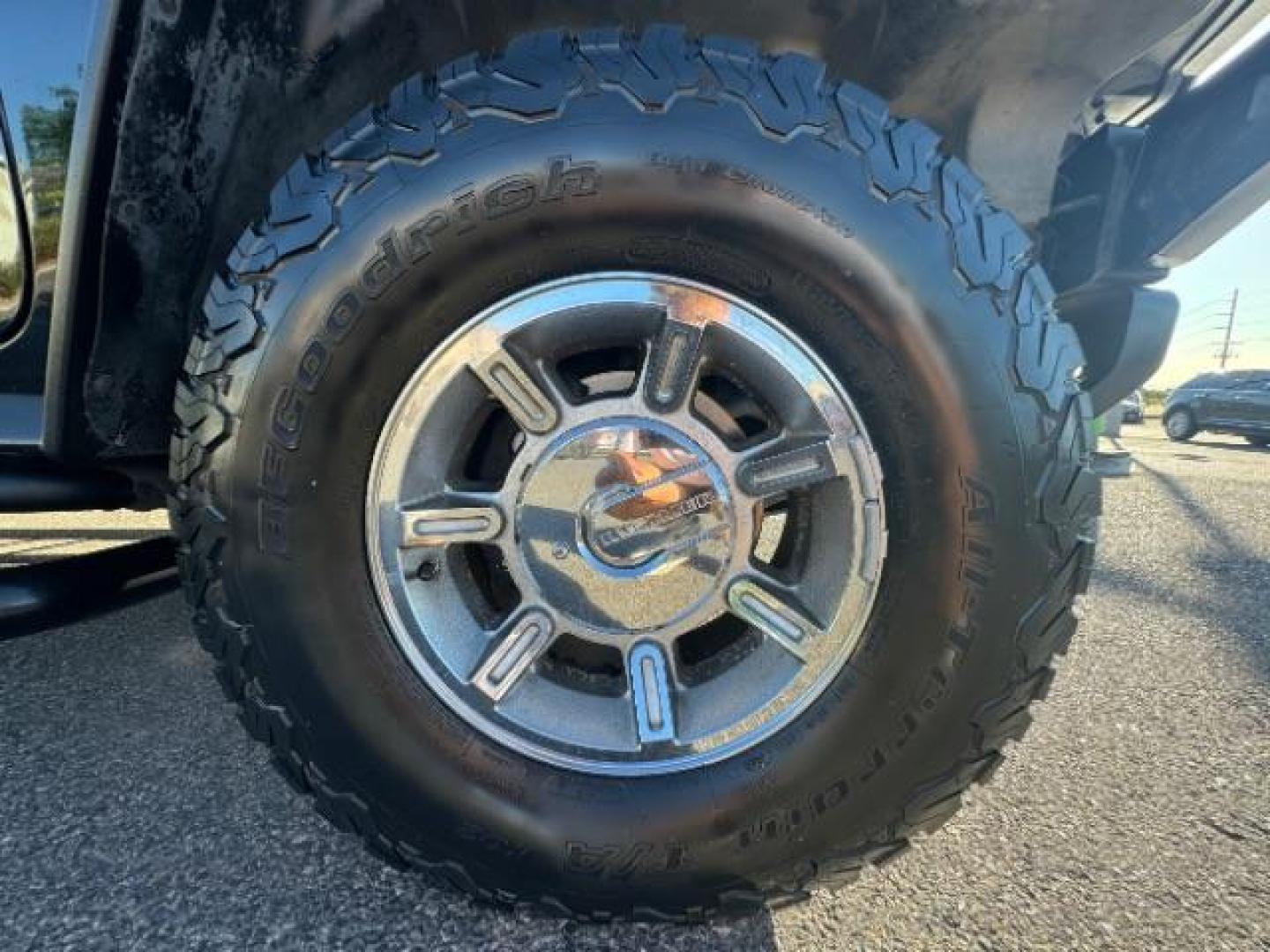 2005 Black /Ebony Leather Interior Hummer H2 SUV (5GRGN23U25H) with an 6.0L V8 OHV 16V engine, 4-Speed Automatic transmission, located at 1865 East Red Hills Pkwy, St. George, 84770, (435) 628-0023, 37.120850, -113.543640 - Photo#8