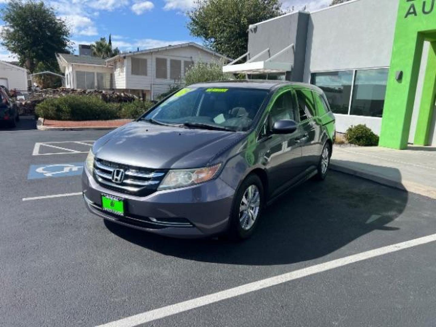 2016 Modern Steel Metallic /Gray, leather Honda Odyssey EX-L (5FNRL5H6XGB) with an 3.5L V6 SOHC 24V engine, 6-Speed Automatic transmission, located at 1865 East Red Hills Pkwy, St. George, 84770, (435) 628-0023, 37.120850, -113.543640 - We specialize in helping ALL people get the best financing available. No matter your credit score, good, bad or none we can get you an amazing rate. Had a bankruptcy, divorce, or repossessions? We give you the green light to get your credit back on the road. Low down and affordable payments that fit - Photo#2