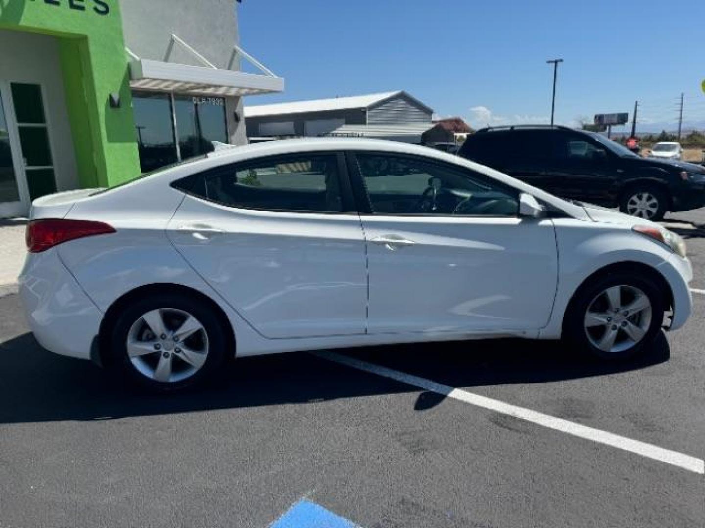 2013 White /Beige Leather Interior Hyundai Elantra Limited (5NPDH4AE3DH) with an 1.8L L4 DOHC 16V engine, 6-Speed Automatic transmission, located at 940 North Main Street, Cedar City, UT, 84720, (435) 628-0023, 37.692936, -113.061897 - We specialize in helping ALL people get the best financing available. No matter your credit score, good, bad or none we can get you an amazing rate. Had a bankruptcy, divorce, or repossessions? We give you the green light to get your credit back on the road. Low down and affordable payments that fit - Photo#7