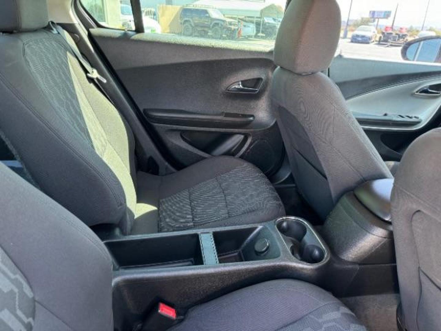 2014 Black /Black Interior Chevrolet Volt Standard w/ LEP (1G1RE6E42EU) with an 1.4L L4 DOHC 16V PLUG-IN HYBRID engine, Continuously Variable Transmission transmission, located at 1865 East Red Hills Pkwy, St. George, 84770, (435) 628-0023, 37.120850, -113.543640 - ***This vehicle qualifies for the EV/Hybrid tax rebate of up to $4,000*** We are setup with the IRS to recieve direct payments within 72 hours. We file the rebate online with IRS and can credit it to your down payment, reduce the sales price OR give you cashback!! These cars will not last and can o - Photo#27