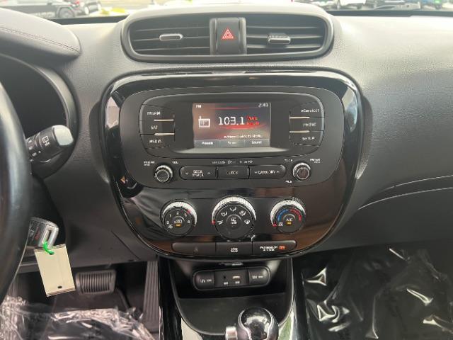 2015 Fathom Blue /Brown Leather Kia Soul ! (KNDJX3A54F7) with an 2.0L L4 DOHC 16V engine, 6-Speed Automatic transmission, located at 940 North Main Street, Cedar City, UT, 84720, (435) 628-0023, 37.692936, -113.061897 - We specialize in helping ALL people get the best financing available. No matter your credit score, good, bad or none we can get you an amazing rate. Had a bankruptcy, divorce, or repossessions? We give you the green light to get your credit back on the road. Low down and affordable payments that fit - Photo#17