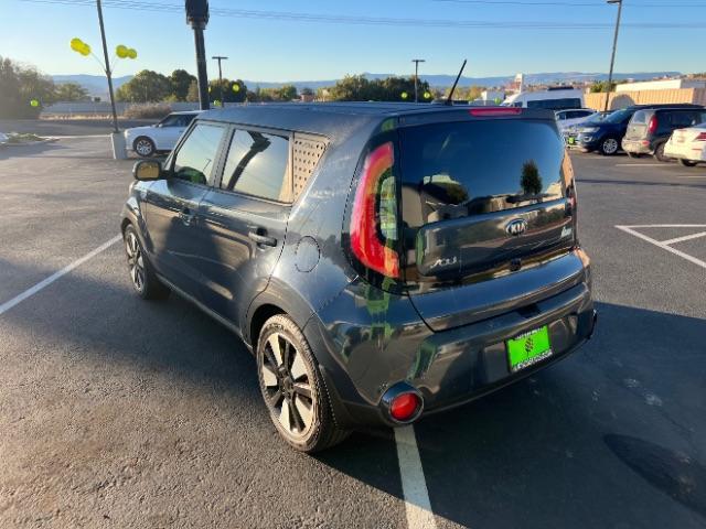 2015 Fathom Blue /Brown Leather Kia Soul ! (KNDJX3A54F7) with an 2.0L L4 DOHC 16V engine, 6-Speed Automatic transmission, located at 940 North Main Street, Cedar City, UT, 84720, (435) 628-0023, 37.692936, -113.061897 - We specialize in helping ALL people get the best financing available. No matter your credit score, good, bad or none we can get you an amazing rate. Had a bankruptcy, divorce, or repossessions? We give you the green light to get your credit back on the road. Low down and affordable payments that fit - Photo#4