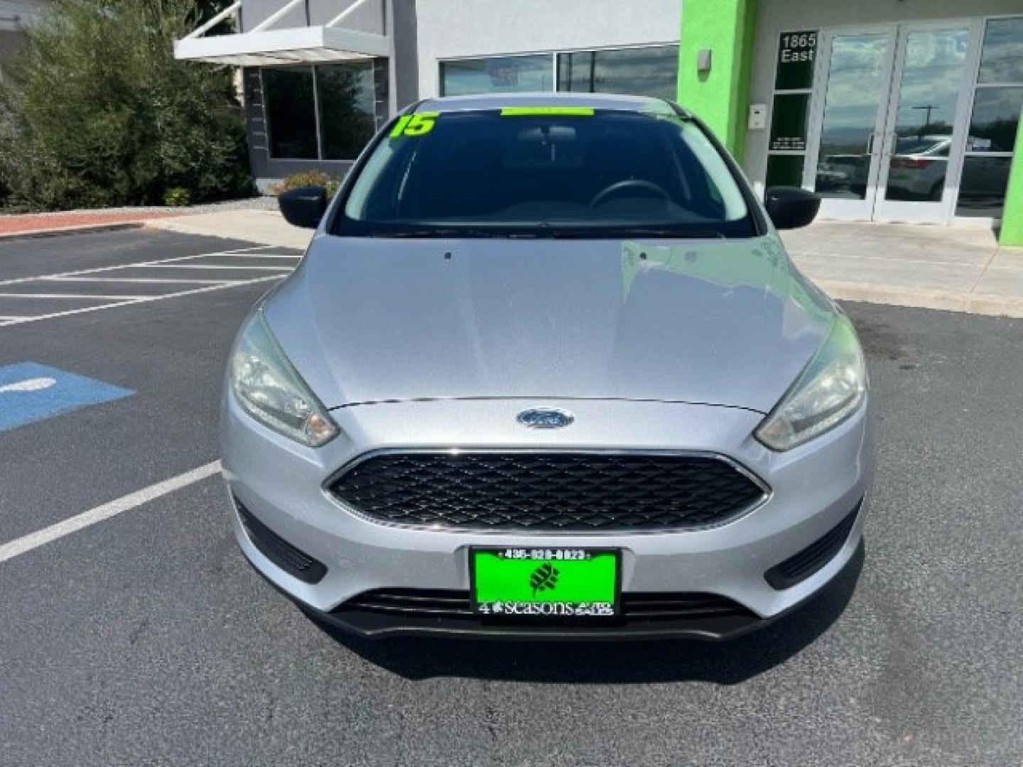 2015 Ingot Silver Metallic /Charcoal Black Insert w/Warm Steel Surround, cloth Ford Focus S Sedan (1FADP3E23FL) with an 2.0L L4 DOHC 16V engine, Automatic transmission, located at 1865 East Red Hills Pkwy, St. George, 84770, (435) 628-0023, 37.120850, -113.543640 - Versatile Southern Utah travel starts with this 2015 Ford Focus S Sedan. Its 2.0L 4-cylinder engine, automatic transmission, and front-wheel drive make it a smart fit for commuting, errands, and easy Southern Utah road trips. With 150,175 miles, this Focus is ready for its next adventure. The S Sed- Photo#1