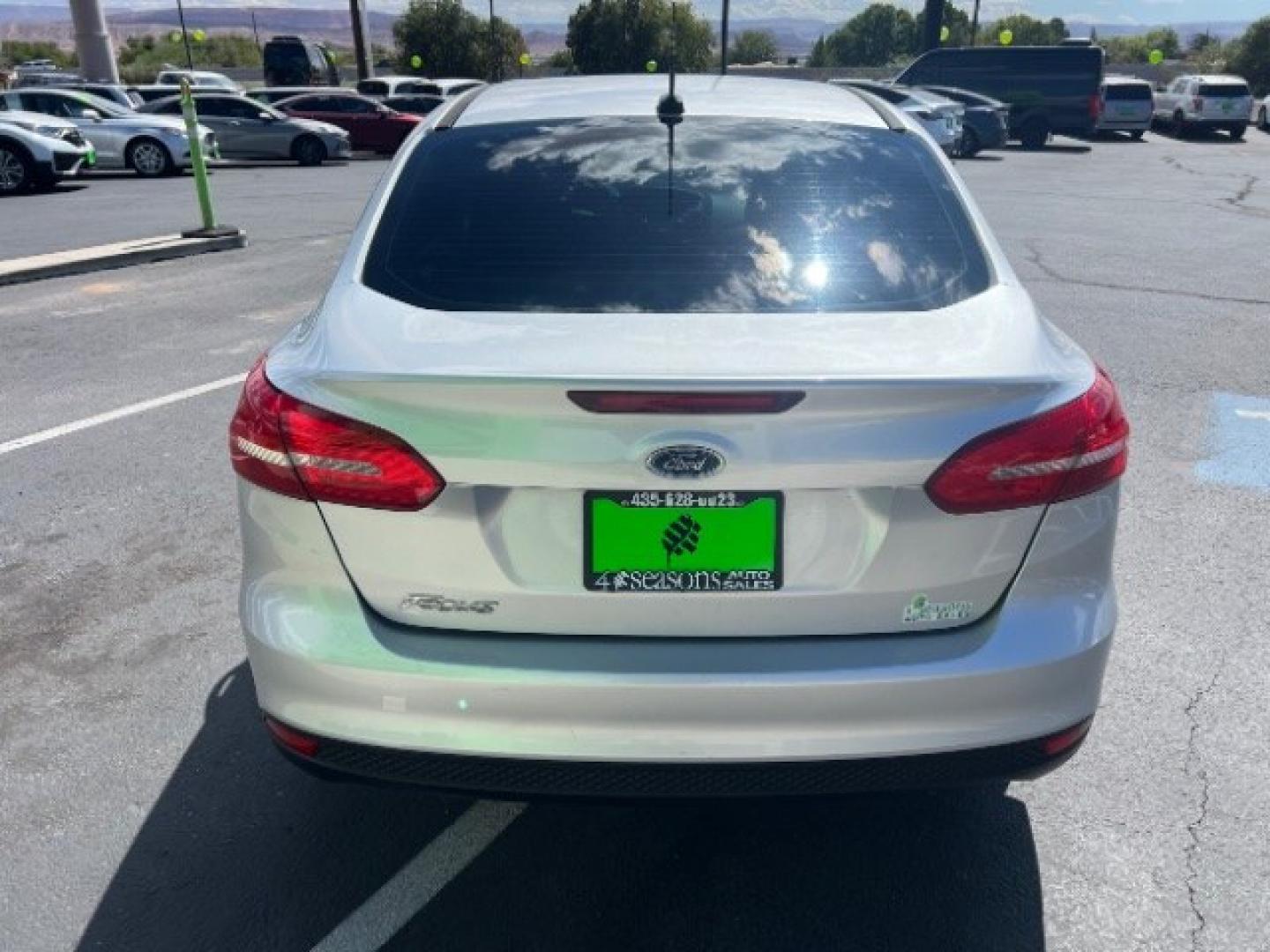 2015 Ingot Silver Metallic /Charcoal Black Insert w/Warm Steel Surround, cloth Ford Focus S Sedan (1FADP3E23FL) with an 2.0L L4 DOHC 16V engine, Automatic transmission, located at 1865 East Red Hills Pkwy, St. George, 84770, (435) 628-0023, 37.120850, -113.543640 - Versatile Southern Utah travel starts with this 2015 Ford Focus S Sedan. Its 2.0L 4-cylinder engine, automatic transmission, and front-wheel drive make it a smart fit for commuting, errands, and easy Southern Utah road trips. With 150,175 miles, this Focus is ready for its next adventure. The S Sed- Photo#5