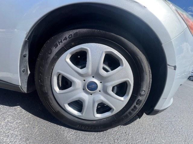 2015 Ingot Silver Metallic /Charcoal Black Insert w/Warm Steel Surround, cloth Ford Focus S Sedan (1FADP3E23FL) with an 2.0L L4 DOHC 16V engine, Automatic transmission, located at 1865 East Red Hills Pkwy, St. George, 84770, (435) 628-0023, 37.120850, -113.543640 - Versatile Southern Utah travel starts with this 2015 Ford Focus S Sedan. Its 2.0L 4-cylinder engine, automatic transmission, and front-wheel drive make it a smart fit for commuting, errands, and easy Southern Utah road trips. With 150,175 miles, this Focus is ready for its next adventure. The S Sed- Photo#10
