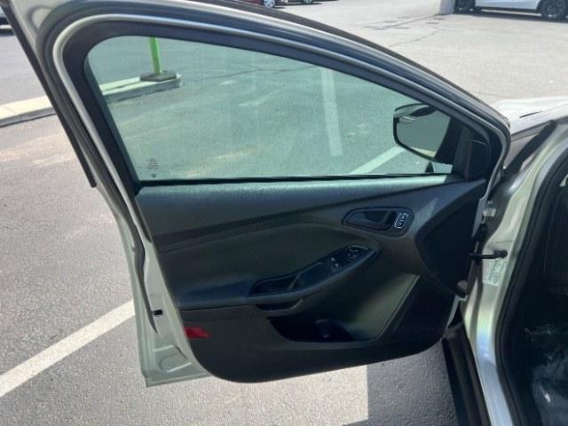2015 Ingot Silver Metallic /Charcoal Black Insert w/Warm Steel Surround, cloth Ford Focus S Sedan (1FADP3E23FL) with an 2.0L L4 DOHC 16V engine, Automatic transmission, located at 1865 East Red Hills Pkwy, St. George, 84770, (435) 628-0023, 37.120850, -113.543640 - Versatile Southern Utah travel starts with this 2015 Ford Focus S Sedan. Its 2.0L 4-cylinder engine, automatic transmission, and front-wheel drive make it a smart fit for commuting, errands, and easy Southern Utah road trips. With 150,175 miles, this Focus is ready for its next adventure. The S Sed- Photo#12