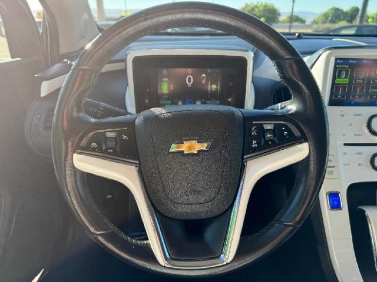 2012 Blue Topaz Metallic /Jet Black and Ceramic White Leather Interior Chevrolet Volt Premium (1G1RB6E44CU) with an 1.4L L4 DOHC 16V PLUG-IN HYBRID engine, Continuously Variable Transmission transmission, located at 940 North Main Street, Cedar City, UT, 84720, (435) 628-0023, 37.692936, -113.061897 - Photo#16