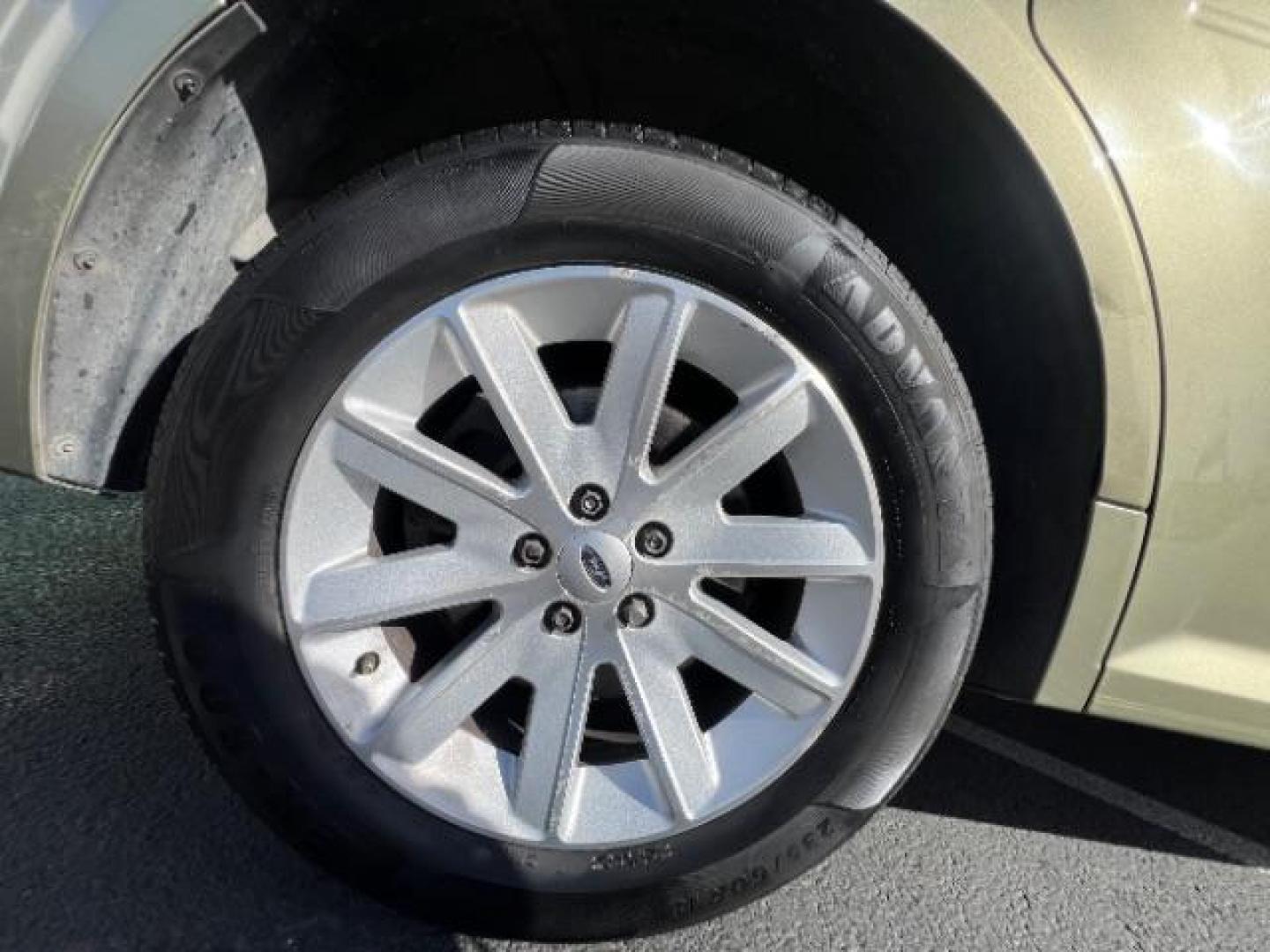 2012 Ginger Ale Metallic /Charcoal Black Leather Interior Ford Flex SEL AWD (2FMHK6CC9CB) with an 3.5L V6 DOHC 24V engine, 6-Speed Automatic Overdrive transmission, located at 940 North Main Street, Cedar City, UT, 84720, (435) 628-0023, 37.692936, -113.061897 - We specialize in helping ALL people get the best financing available. No matter your credit score, good, bad or none we can get you an amazing rate. Had a bankruptcy, divorce, or repossessions? We give you the green light to get your credit back on the road. Low down and affordable payments that fit - Photo#11