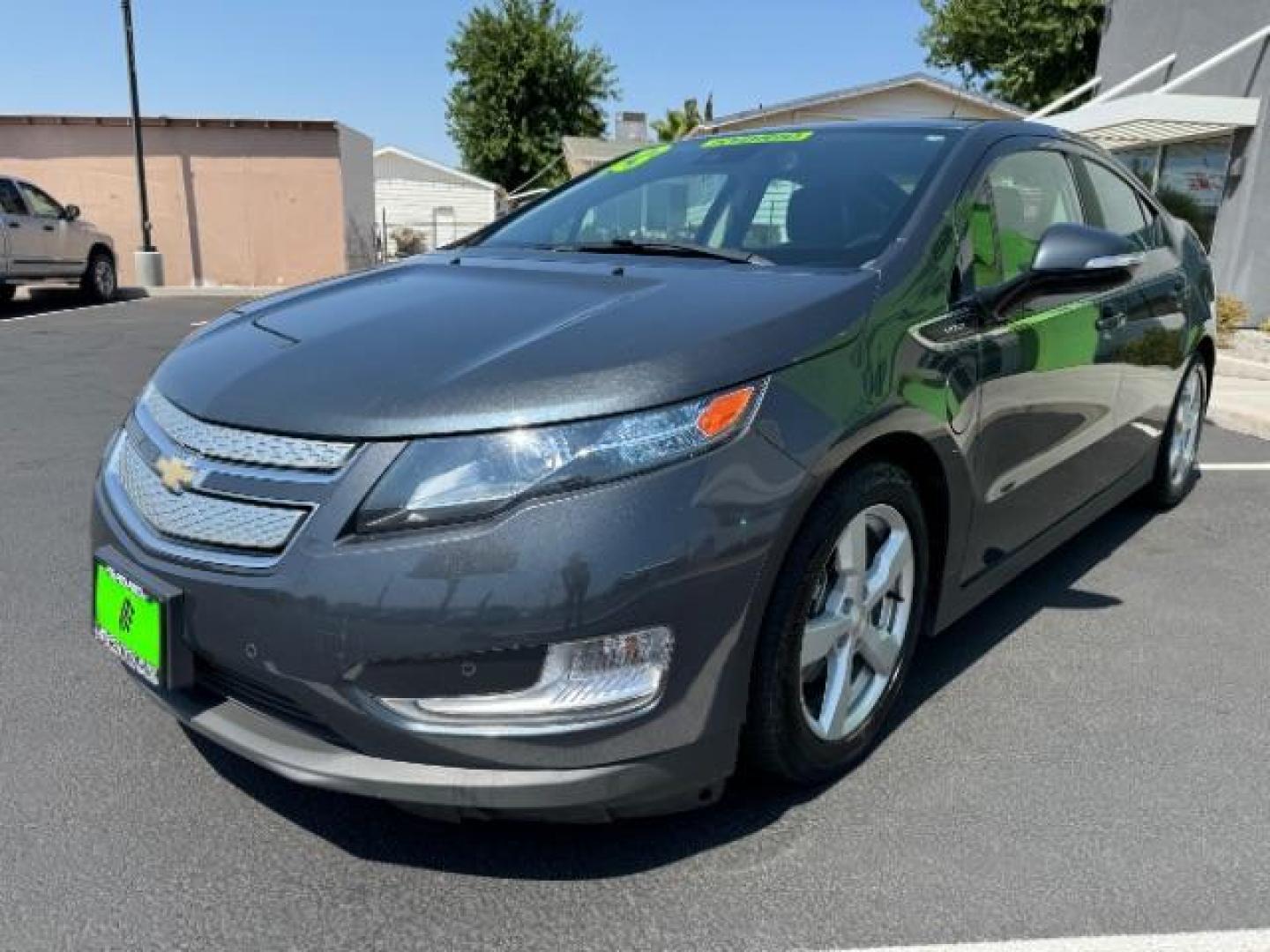 2013 Gray /Black Chevrolet Volt Premium w/ Navigation and LEP (1G1RH6E48DU) with an 1.4L L4 DOHC 16V PLUG-IN HYBRID engine, Continuously Variable Transmission transmission, located at 1865 East Red Hills Pkwy, St. George, 84770, (435) 628-0023, 37.120850, -113.543640 - ***This vehicle qualifies for the EV/Hybrid tax rebate of up to $4,000*** We are setup with the IRS to receive direct payments within 72 hours. We file the rebate online with IRS and can credit it to your down payment, reduce the sales price OR give you cashback!! These cars will not last and can o - Photo#2