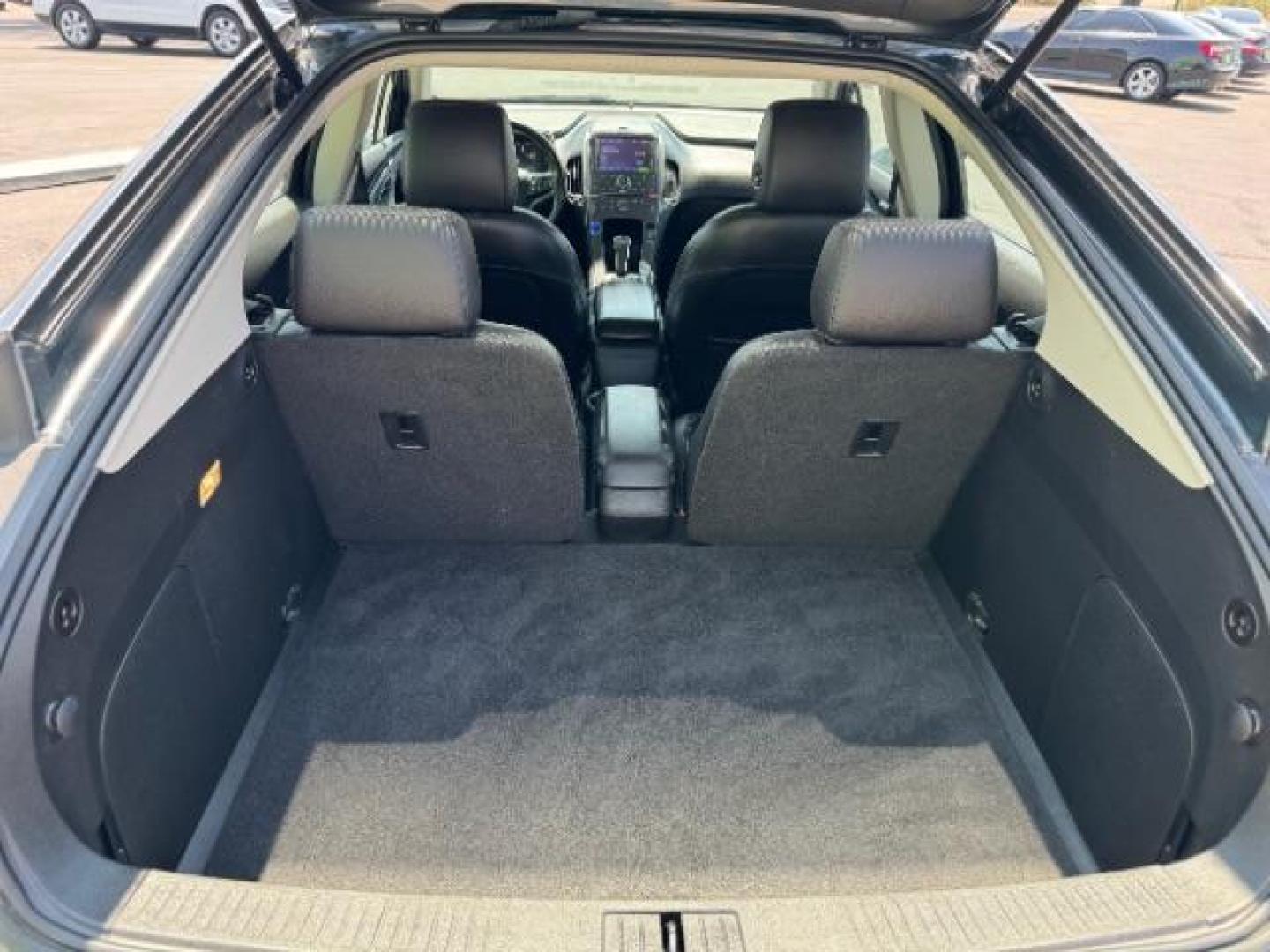2013 Gray /Black Chevrolet Volt Premium w/ Navigation and LEP (1G1RH6E48DU) with an 1.4L L4 DOHC 16V PLUG-IN HYBRID engine, Continuously Variable Transmission transmission, located at 1865 East Red Hills Pkwy, St. George, 84770, (435) 628-0023, 37.120850, -113.543640 - ***This vehicle qualifies for the EV/Hybrid tax rebate of up to $4,000*** We are setup with the IRS to receive direct payments within 72 hours. We file the rebate online with IRS and can credit it to your down payment, reduce the sales price OR give you cashback!! These cars will not last and can o - Photo#27