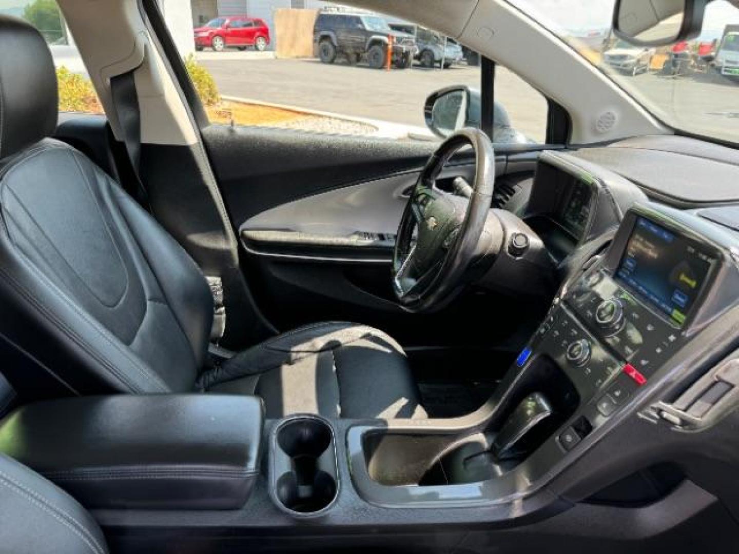 2013 Gray /Black Chevrolet Volt Premium w/ Navigation and LEP (1G1RH6E48DU) with an 1.4L L4 DOHC 16V PLUG-IN HYBRID engine, Continuously Variable Transmission transmission, located at 1865 East Red Hills Pkwy, St. George, 84770, (435) 628-0023, 37.120850, -113.543640 - ***This vehicle qualifies for the EV/Hybrid tax rebate of up to $4,000*** We are setup with the IRS to receive direct payments within 72 hours. We file the rebate online with IRS and can credit it to your down payment, reduce the sales price OR give you cashback!! These cars will not last and can o - Photo#35