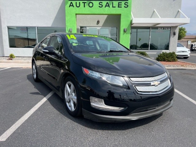 2014 Black /Black Chevrolet Volt Premium w/ LEP (1G1RF6E41EU) with an 1.4L L4 DOHC 16V PLUG-IN HYBRID engine, Continuously Variable Transmission transmission, located at 940 North Main Street, Cedar City, UT, 84720, (435) 628-0023, 37.692936, -113.061897 - We specialize in helping ALL people get the best financing available. No matter your credit score, good, bad or none we can get you an amazing rate. Had a bankruptcy, divorce, or repossessions? We give you the green light to get your credit back on the road. Low down and affordable payments that fit- Photo#0