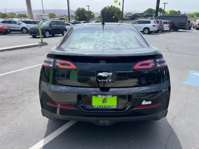 2014 Black /Black Chevrolet Volt Premium w/ LEP (1G1RF6E41EU) with an 1.4L L4 DOHC 16V PLUG-IN HYBRID engine, Continuously Variable Transmission transmission, located at 940 North Main Street, Cedar City, UT, 84720, (435) 628-0023, 37.692936, -113.061897 - We specialize in helping ALL people get the best financing available. No matter your credit score, good, bad or none we can get you an amazing rate. Had a bankruptcy, divorce, or repossessions? We give you the green light to get your credit back on the road. Low down and affordable payments that fit- Photo#5