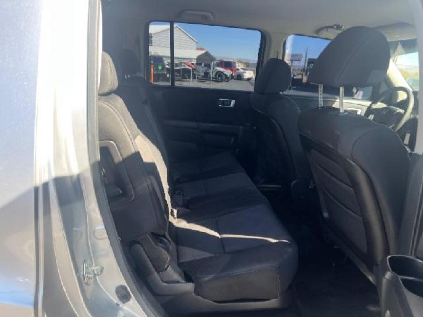2011 Alabaster Silver Metallic /Gray Cloth Interior Honda Pilot LX 2WD 5-Spd AT (5FNYF3H23BB) with an 3.5L V6 SOHC 24V engine, 5-Speed Automatic transmission, located at 1865 East Red Hills Pkwy, St. George, 84770, (435) 628-0023, 37.120850, -113.543640 - We specialize in helping ALL people get the best financing available. No matter your credit score, good, bad or none we can get you an amazing rate. Had a bankruptcy, divorce, or repossessions? We give you the green light to get your credit back on the road. Low down and affordable payments that fit - Photo#30