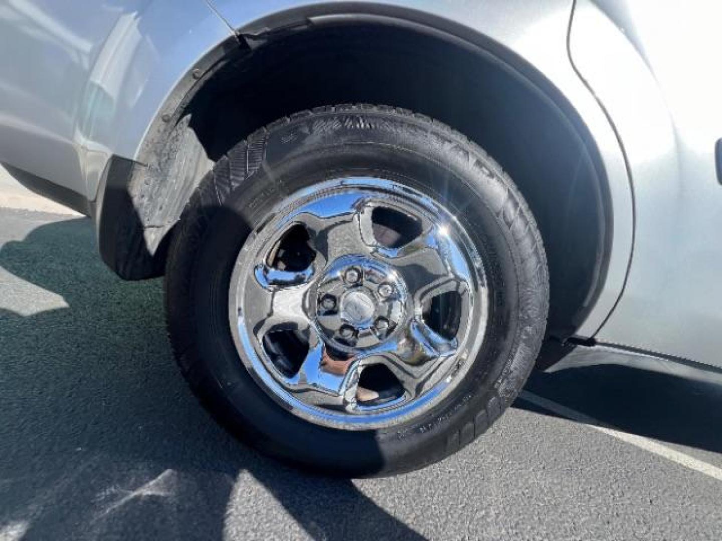 2011 Alabaster Silver Metallic /Gray Cloth Interior Honda Pilot LX 2WD 5-Spd AT (5FNYF3H23BB) with an 3.5L V6 SOHC 24V engine, 5-Speed Automatic transmission, located at 1865 East Red Hills Pkwy, St. George, 84770, (435) 628-0023, 37.120850, -113.543640 - We specialize in helping ALL people get the best financing available. No matter your credit score, good, bad or none we can get you an amazing rate. Had a bankruptcy, divorce, or repossessions? We give you the green light to get your credit back on the road. Low down and affordable payments that fit - Photo#8