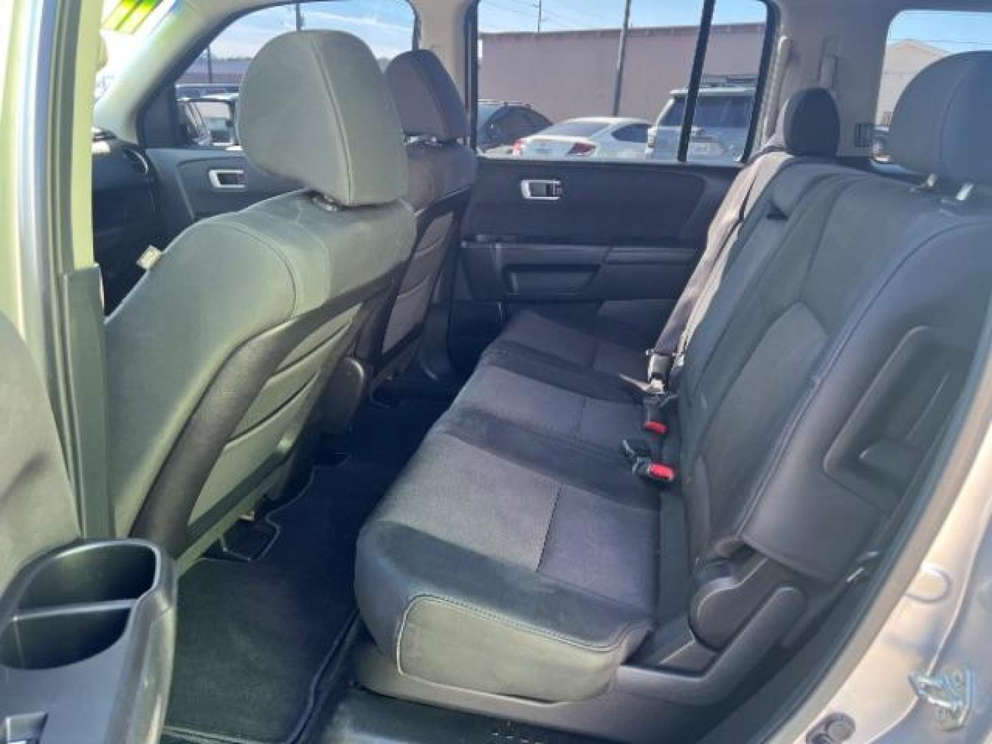 2011 Alabaster Silver Metallic /Gray Cloth Interior Honda Pilot LX 2WD 5-Spd AT (5FNYF3H23BB) with an 3.5L V6 SOHC 24V engine, 5-Speed Automatic transmission, located at 1865 East Red Hills Pkwy, St. George, 84770, (435) 628-0023, 37.120850, -113.543640 - We specialize in helping ALL people get the best financing available. No matter your credit score, good, bad or none we can get you an amazing rate. Had a bankruptcy, divorce, or repossessions? We give you the green light to get your credit back on the road. Low down and affordable payments that fit - Photo#21