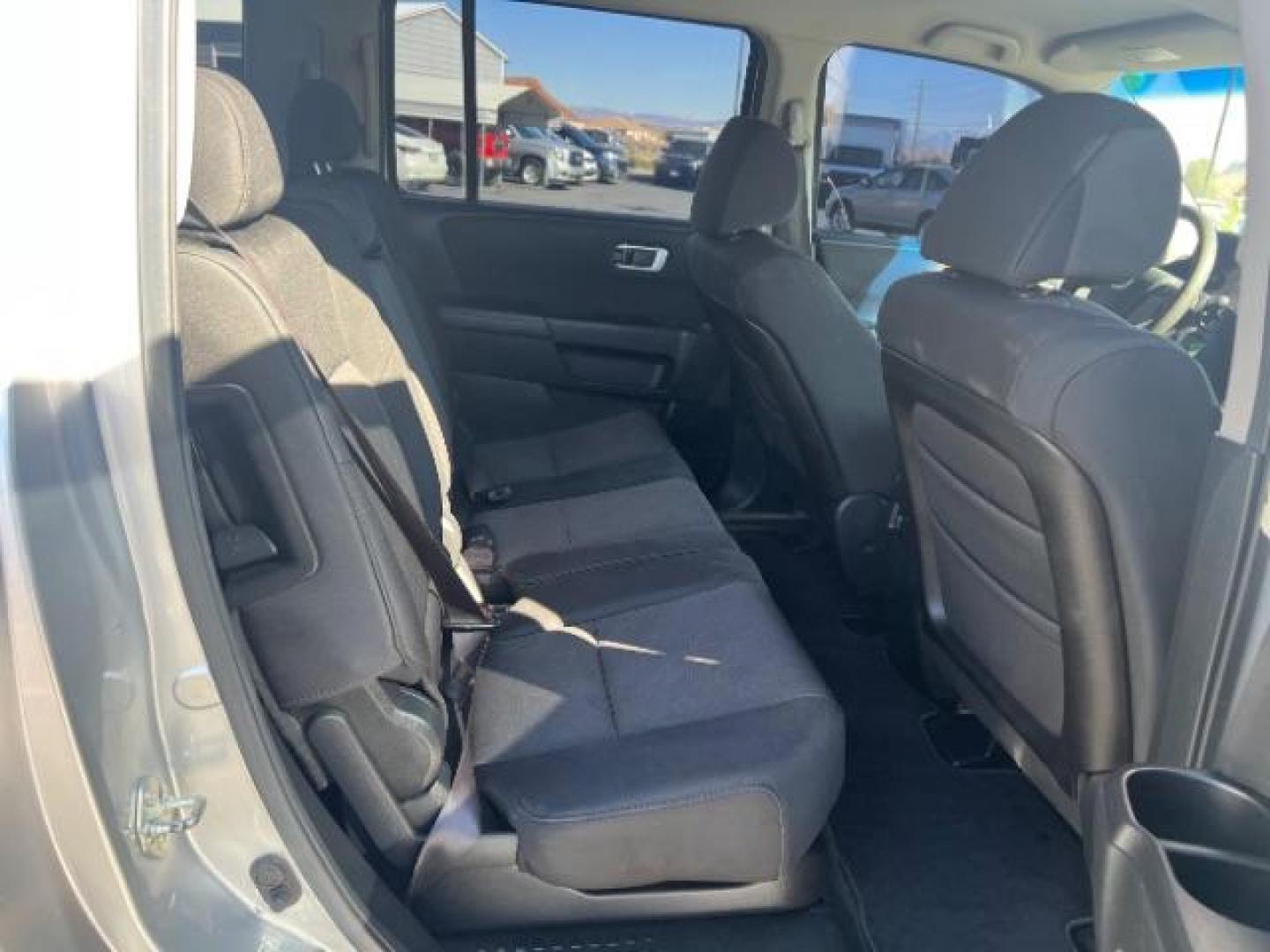 2011 Alabaster Silver Metallic /Gray Cloth Interior Honda Pilot LX 2WD 5-Spd AT (5FNYF3H23BB) with an 3.5L V6 SOHC 24V engine, 5-Speed Automatic transmission, located at 1865 East Red Hills Pkwy, St. George, 84770, (435) 628-0023, 37.120850, -113.543640 - We specialize in helping ALL people get the best financing available. No matter your credit score, good, bad or none we can get you an amazing rate. Had a bankruptcy, divorce, or repossessions? We give you the green light to get your credit back on the road. Low down and affordable payments that fit - Photo#29
