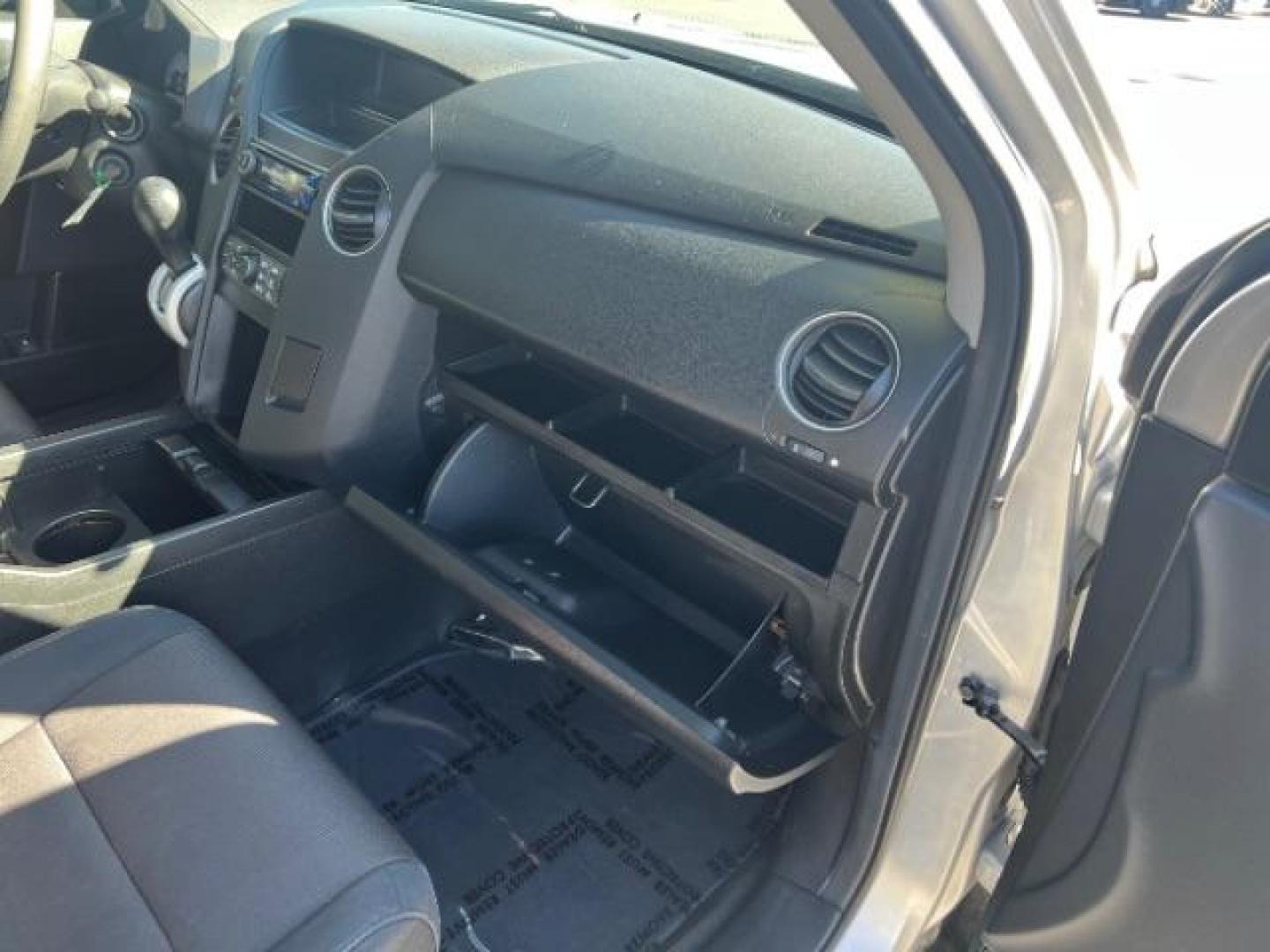 2011 Alabaster Silver Metallic /Gray Cloth Interior Honda Pilot LX 2WD 5-Spd AT (5FNYF3H23BB) with an 3.5L V6 SOHC 24V engine, 5-Speed Automatic transmission, located at 1865 East Red Hills Pkwy, St. George, 84770, (435) 628-0023, 37.120850, -113.543640 - We specialize in helping ALL people get the best financing available. No matter your credit score, good, bad or none we can get you an amazing rate. Had a bankruptcy, divorce, or repossessions? We give you the green light to get your credit back on the road. Low down and affordable payments that fit - Photo#32