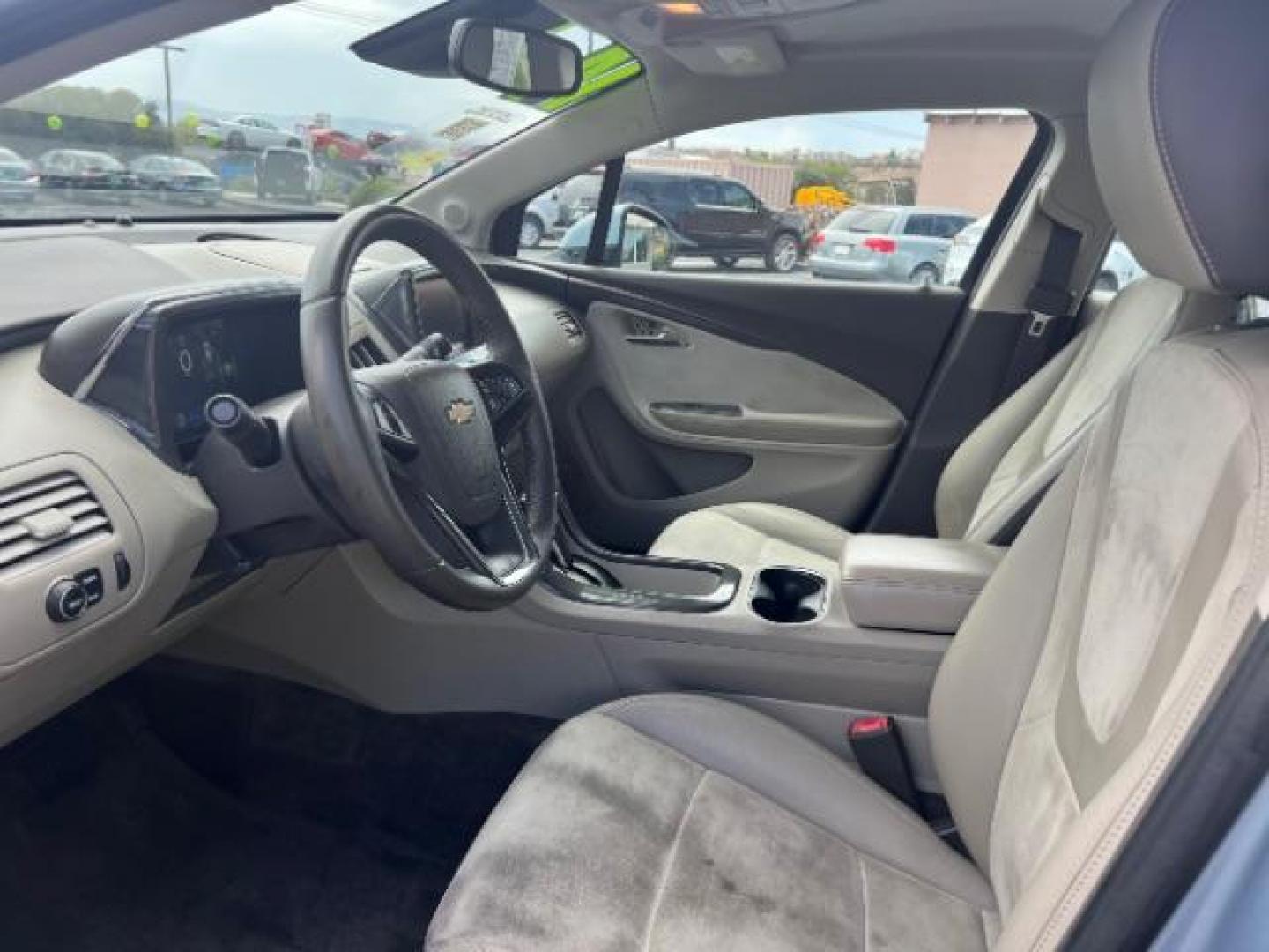 2014 Light Blue /Tan Cloth Interior Chevrolet Volt Premium w/ Navigation and LEP (1G1RH6E45EU) with an 1.4L L4 DOHC 16V PLUG-IN HYBRID engine, Continuously Variable Transmission transmission, located at 940 North Main Street, Cedar City, UT, 84720, (435) 628-0023, 37.692936, -113.061897 - Photo#13