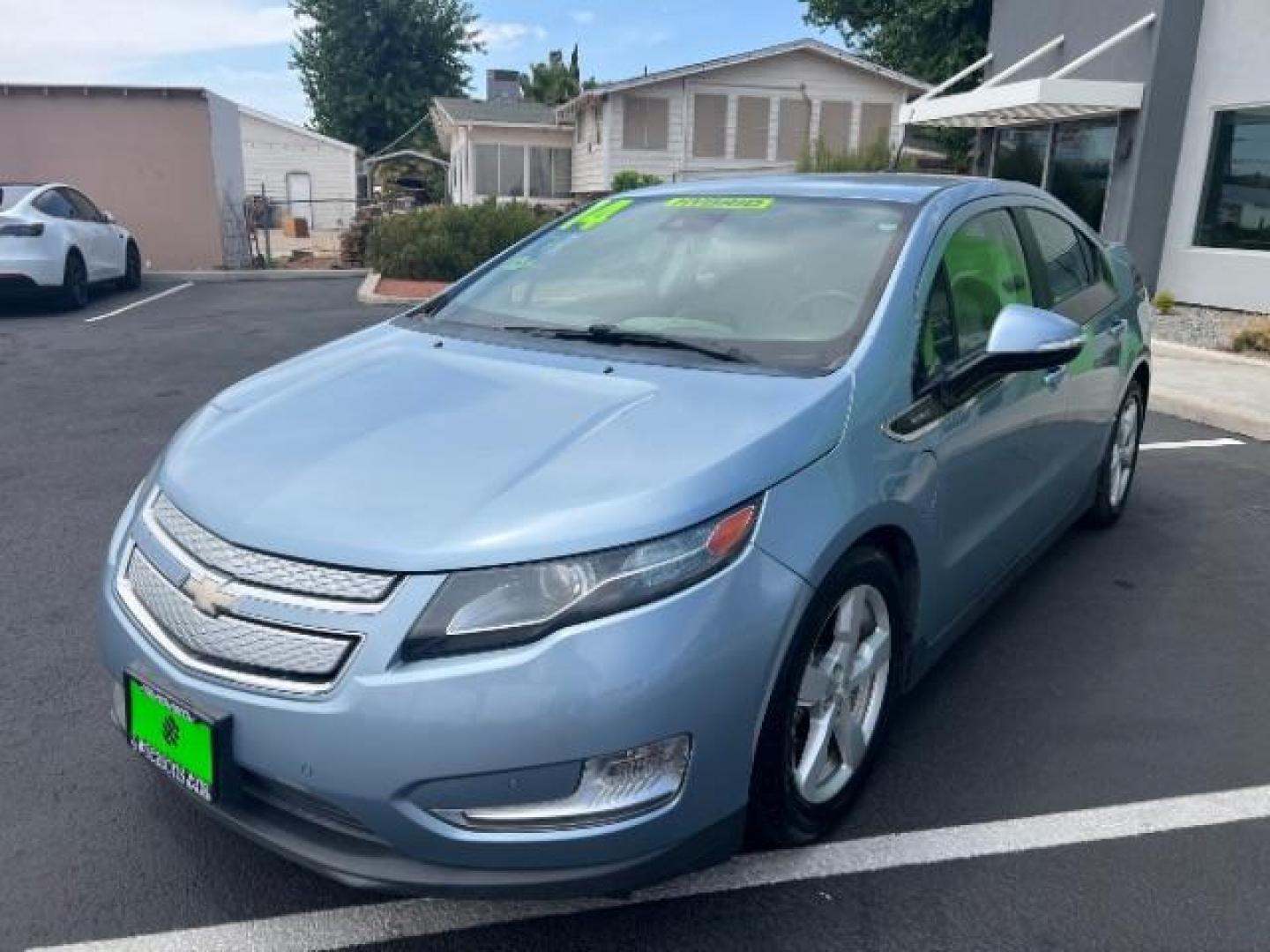2014 Light Blue /Tan Cloth Interior Chevrolet Volt Premium w/ Navigation and LEP (1G1RH6E45EU) with an 1.4L L4 DOHC 16V PLUG-IN HYBRID engine, Continuously Variable Transmission transmission, located at 940 North Main Street, Cedar City, UT, 84720, (435) 628-0023, 37.692936, -113.061897 - Photo#2