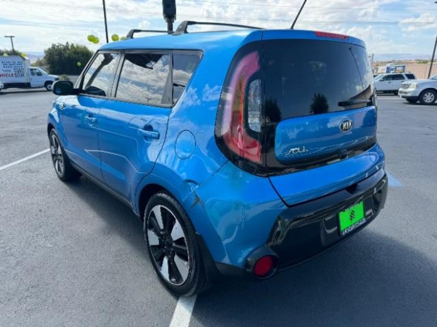 2016 Fathom Blue /Black, cloth Kia Soul + (KNDJP3A51G7) with an 2.0L L4 DOHC 16V engine, 6-Speed Automatic transmission, located at 940 North Main Street, Cedar City, UT, 84720, (435) 628-0023, 37.692936, -113.061897 - Photo#4