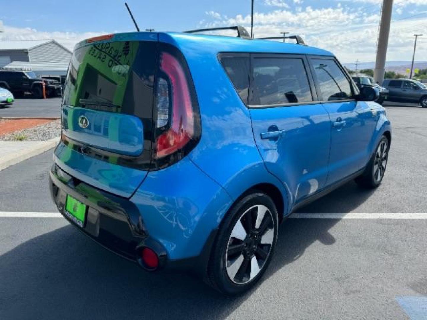 2016 Fathom Blue /Black, cloth Kia Soul + (KNDJP3A51G7) with an 2.0L L4 DOHC 16V engine, 6-Speed Automatic transmission, located at 940 North Main Street, Cedar City, UT, 84720, (435) 628-0023, 37.692936, -113.061897 - Photo#6