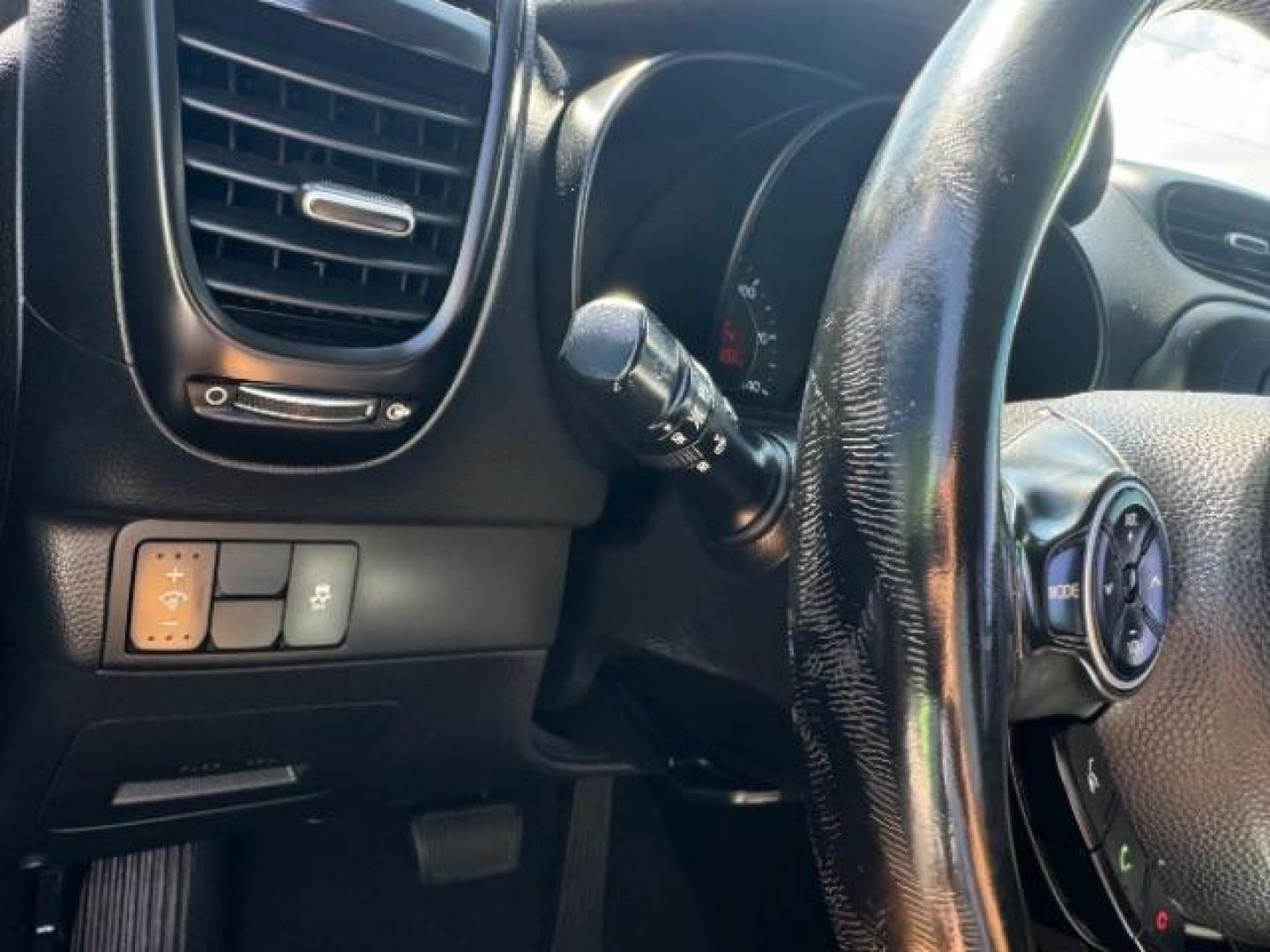 2016 Fathom Blue /Black, cloth Kia Soul + (KNDJP3A51G7) with an 2.0L L4 DOHC 16V engine, 6-Speed Automatic transmission, located at 940 North Main Street, Cedar City, UT, 84720, (435) 628-0023, 37.692936, -113.061897 - Photo#16