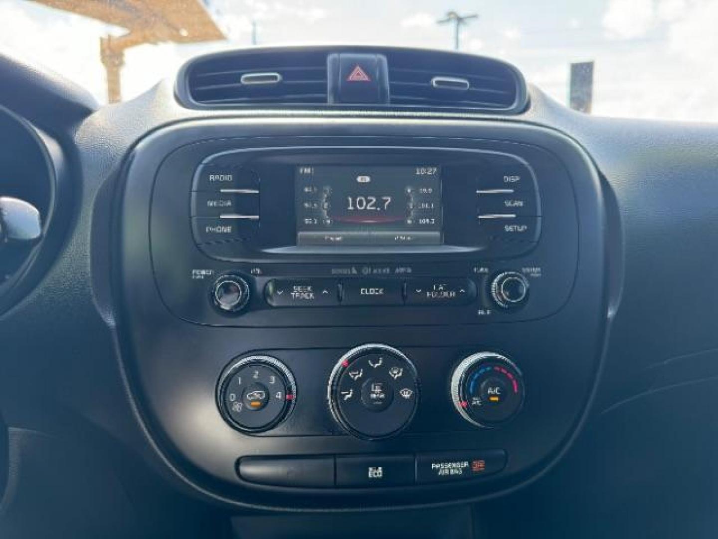 2016 Fathom Blue /Black, cloth Kia Soul + (KNDJP3A51G7) with an 2.0L L4 DOHC 16V engine, 6-Speed Automatic transmission, located at 940 North Main Street, Cedar City, UT, 84720, (435) 628-0023, 37.692936, -113.061897 - Photo#19