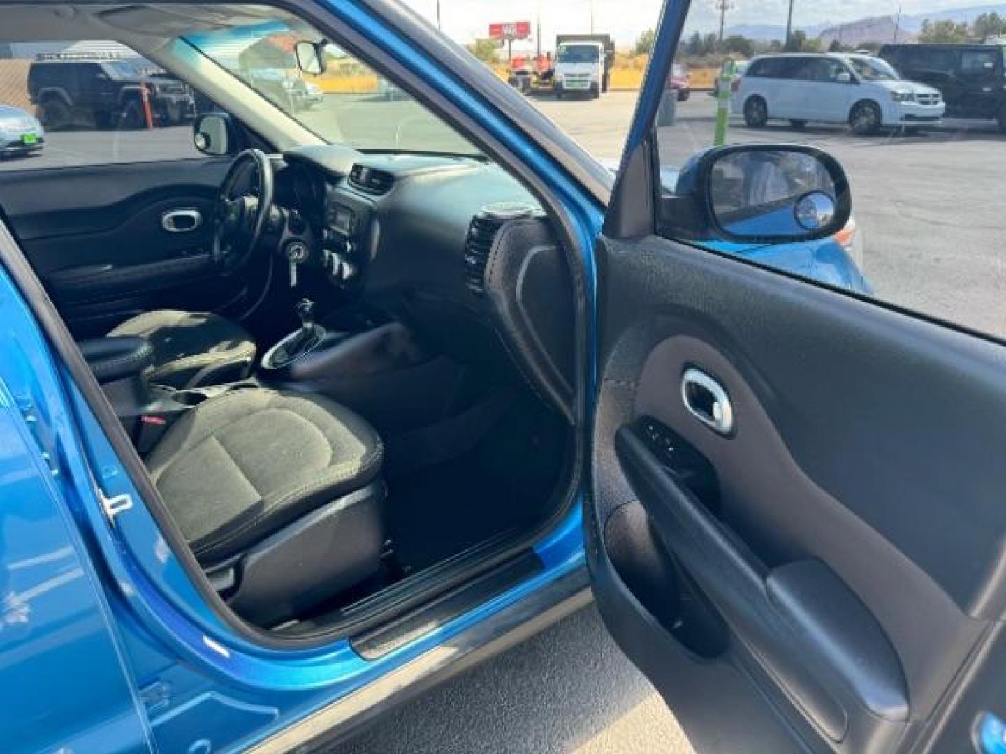 2016 Fathom Blue /Black, cloth Kia Soul + (KNDJP3A51G7) with an 2.0L L4 DOHC 16V engine, 6-Speed Automatic transmission, located at 940 North Main Street, Cedar City, UT, 84720, (435) 628-0023, 37.692936, -113.061897 - Photo#32