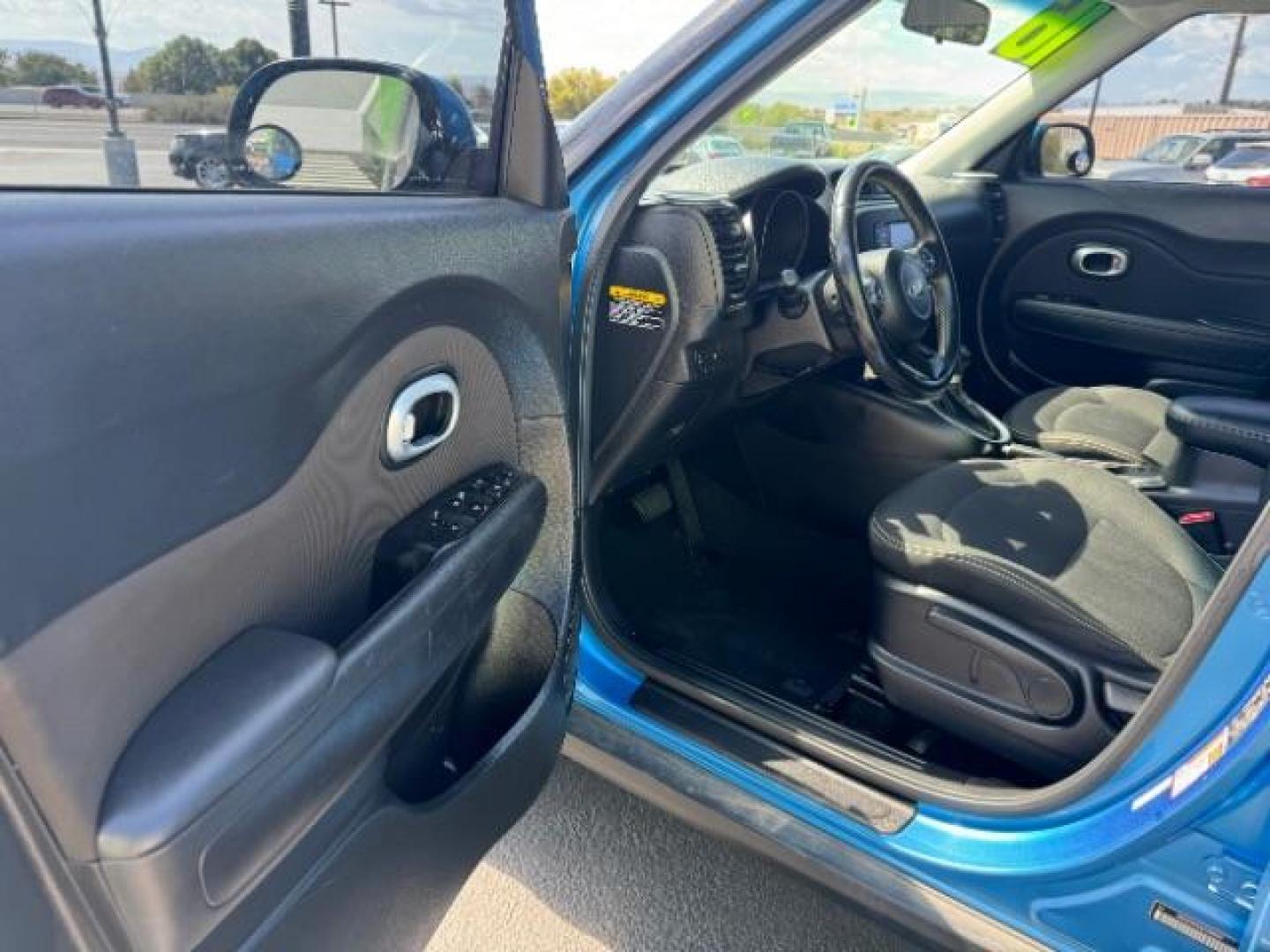 2016 Fathom Blue /Black, cloth Kia Soul + (KNDJP3A51G7) with an 2.0L L4 DOHC 16V engine, 6-Speed Automatic transmission, located at 940 North Main Street, Cedar City, UT, 84720, (435) 628-0023, 37.692936, -113.061897 - Photo#12