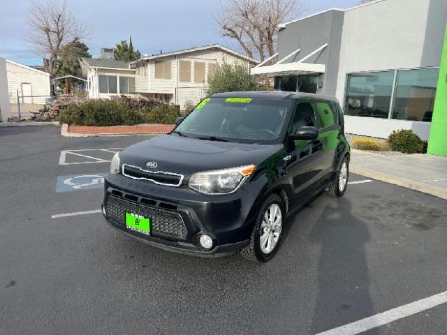 2016 Shadow Black /Gray Two-Tone, cloth Kia Soul + (KNDJP3A5XG7) with an 2.0L L4 DOHC 16V engine, 6-Speed Automatic transmission, located at 1865 East Red Hills Pkwy, St. George, 84770, (435) 628-0023, 37.120850, -113.543640 - THis Kia Soul has a brand new engine from Kia and ready to be broken in.We specialize in helping ALL people get the best financing available. No matter your credit score, good, bad or none we can get you an amazing rate. Had a bankruptcy, divorce, or repossessions? We give you the green light to get - Photo#2