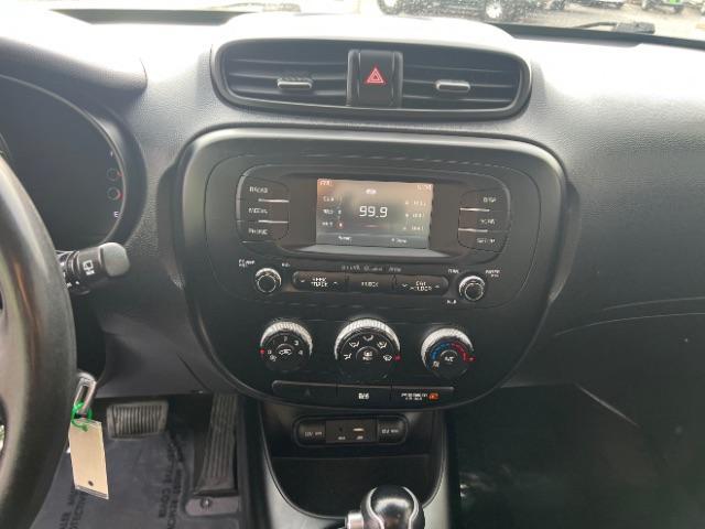 2016 Shadow Black /Gray Two-Tone, cloth Kia Soul + (KNDJP3A5XG7) with an 2.0L L4 DOHC 16V engine, 6-Speed Automatic transmission, located at 1865 East Red Hills Pkwy, St. George, 84770, (435) 628-0023, 37.120850, -113.543640 - We specialize in helping ALL people get the best financing available. No matter your credit score, good, bad or none we can get you an amazing rate. Had a bankruptcy, divorce, or repossessions? We give you the green light to get your credit back on the road. Low down and affordable payments that fit - Photo#17