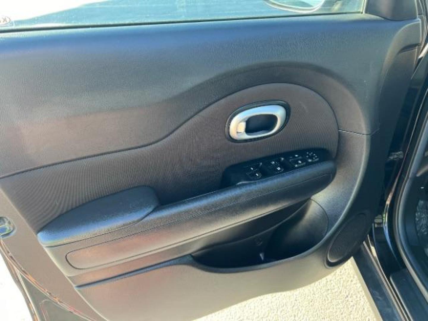 2016 Shadow Black /Black, cloth Kia Soul + (KNDJP3A5XG7) with an 2.0L L4 DOHC 16V engine, 6-Speed Automatic transmission, located at 1865 East Red Hills Pkwy, St. George, 84770, (435) 628-0023, 37.120850, -113.543640 - We specialize in helping ALL people get the best financing available. No matter your credit score, good, bad or none we can get you an amazing rate. Had a bankruptcy, divorce, or repossessions? We give you the green light to get your credit back on the road. Low down and affordable payments that fit - Photo#13
