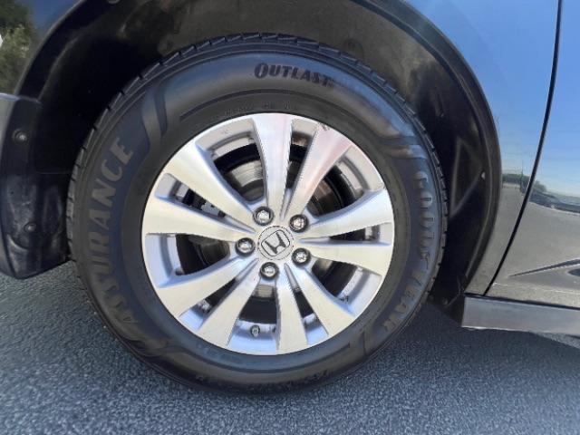 2016 Crystal Black Pearl /Gray, cloth Honda Odyssey SE (5FNRL5H36GB) with an 3.5L V6 SOHC 24V engine, 6-Speed Automatic transmission, located at 1865 East Red Hills Pkwy, St. George, 84770, (435) 628-0023, 37.120850, -113.543640 - We specialize in helping ALL people get the best financing available. No matter your credit score, good, bad or none we can get you an amazing rate. Had a bankruptcy, divorce, or repossessions? We give you the green light to get your credit back on the road. Low down and affordable payments that fit - Photo#8