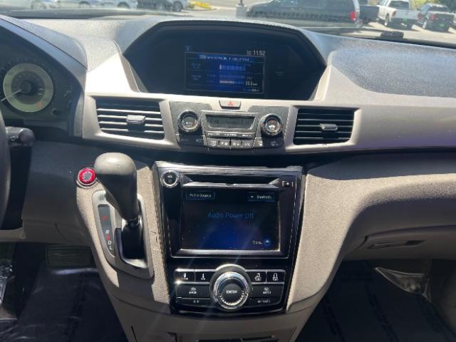 2016 Crystal Black Pearl /Gray, cloth Honda Odyssey SE (5FNRL5H36GB) with an 3.5L V6 SOHC 24V engine, 6-Speed Automatic transmission, located at 1865 East Red Hills Pkwy, St. George, 84770, (435) 628-0023, 37.120850, -113.543640 - We specialize in helping ALL people get the best financing available. No matter your credit score, good, bad or none we can get you an amazing rate. Had a bankruptcy, divorce, or repossessions? We give you the green light to get your credit back on the road. Low down and affordable payments that fit - Photo#17