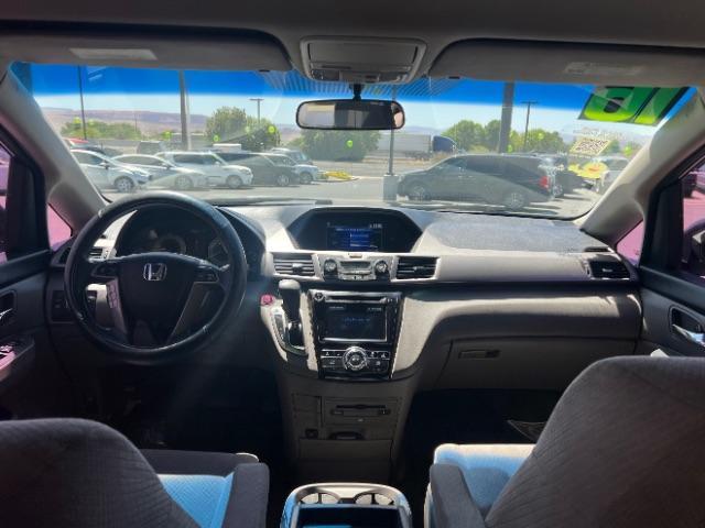 2016 Crystal Black Pearl /Gray, cloth Honda Odyssey SE (5FNRL5H36GB) with an 3.5L V6 SOHC 24V engine, 6-Speed Automatic transmission, located at 1865 East Red Hills Pkwy, St. George, 84770, (435) 628-0023, 37.120850, -113.543640 - We specialize in helping ALL people get the best financing available. No matter your credit score, good, bad or none we can get you an amazing rate. Had a bankruptcy, divorce, or repossessions? We give you the green light to get your credit back on the road. Low down and affordable payments that fit - Photo#20
