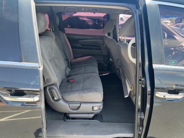 2016 Crystal Black Pearl /Gray, cloth Honda Odyssey SE (5FNRL5H36GB) with an 3.5L V6 SOHC 24V engine, 6-Speed Automatic transmission, located at 1865 East Red Hills Pkwy, St. George, 84770, (435) 628-0023, 37.120850, -113.543640 - We specialize in helping ALL people get the best financing available. No matter your credit score, good, bad or none we can get you an amazing rate. Had a bankruptcy, divorce, or repossessions? We give you the green light to get your credit back on the road. Low down and affordable payments that fit - Photo#26