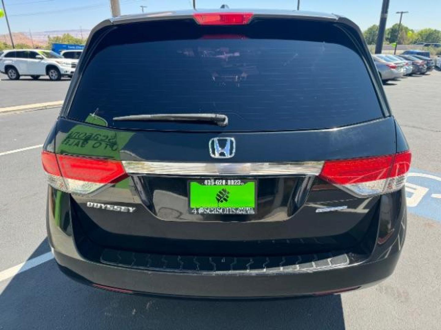 2016 Crystal Black Pearl /Truffle, cloth Honda Odyssey SE (5FNRL5H36GB) with an 3.5L V6 SOHC 24V engine, 6-Speed Automatic transmission, located at 1865 East Red Hills Pkwy, St. George, 84770, (435) 628-0023, 37.120850, -113.543640 - We specialize in helping ALL people get the best financing available. No matter your credit score, good, bad or none we can get you an amazing rate. Had a bankruptcy, divorce, or repossessions? We give you the green light to get your credit back on the road. Low down and affordable payments that fit - Photo#5