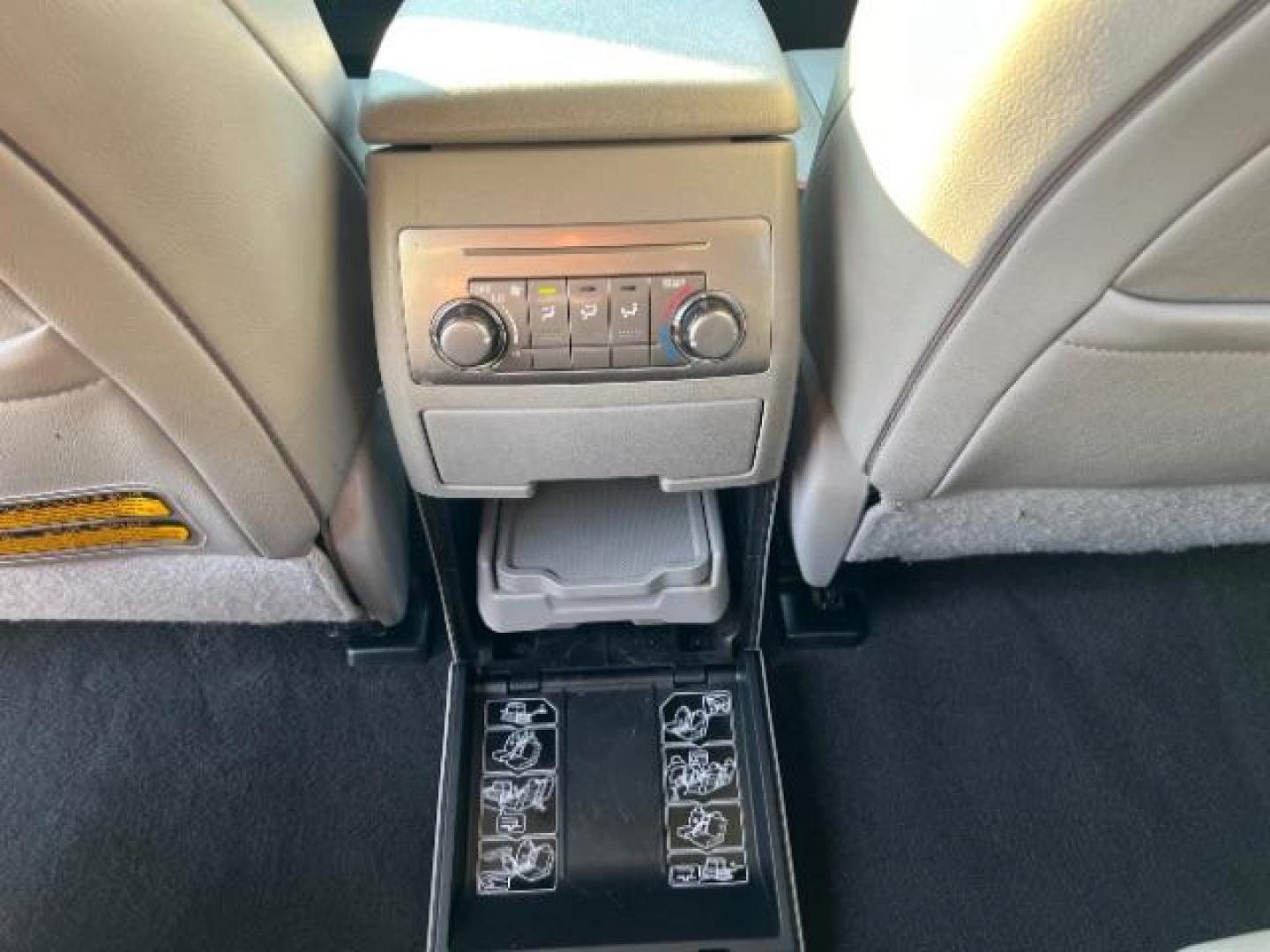 2012 Magnetic Gray Metallic /Sand Beige Cloth Interior Toyota Highlander Base 4WD (5TDBK3EH6CS) with an 3.5L V6 DOHC 24V engine, 5-Speed Automatic transmission, located at 1865 East Red Hills Pkwy, St. George, 84770, (435) 628-0023, 37.120850, -113.543640 - We specialize in helping ALL people get the best financing available. No matter your credit score, good, bad or none we can get you an amazing rate. Had a bankruptcy, divorce, or repossessions? We give you the green light to get your credit back on the road. Low down and affordable payments that fit - Photo#25