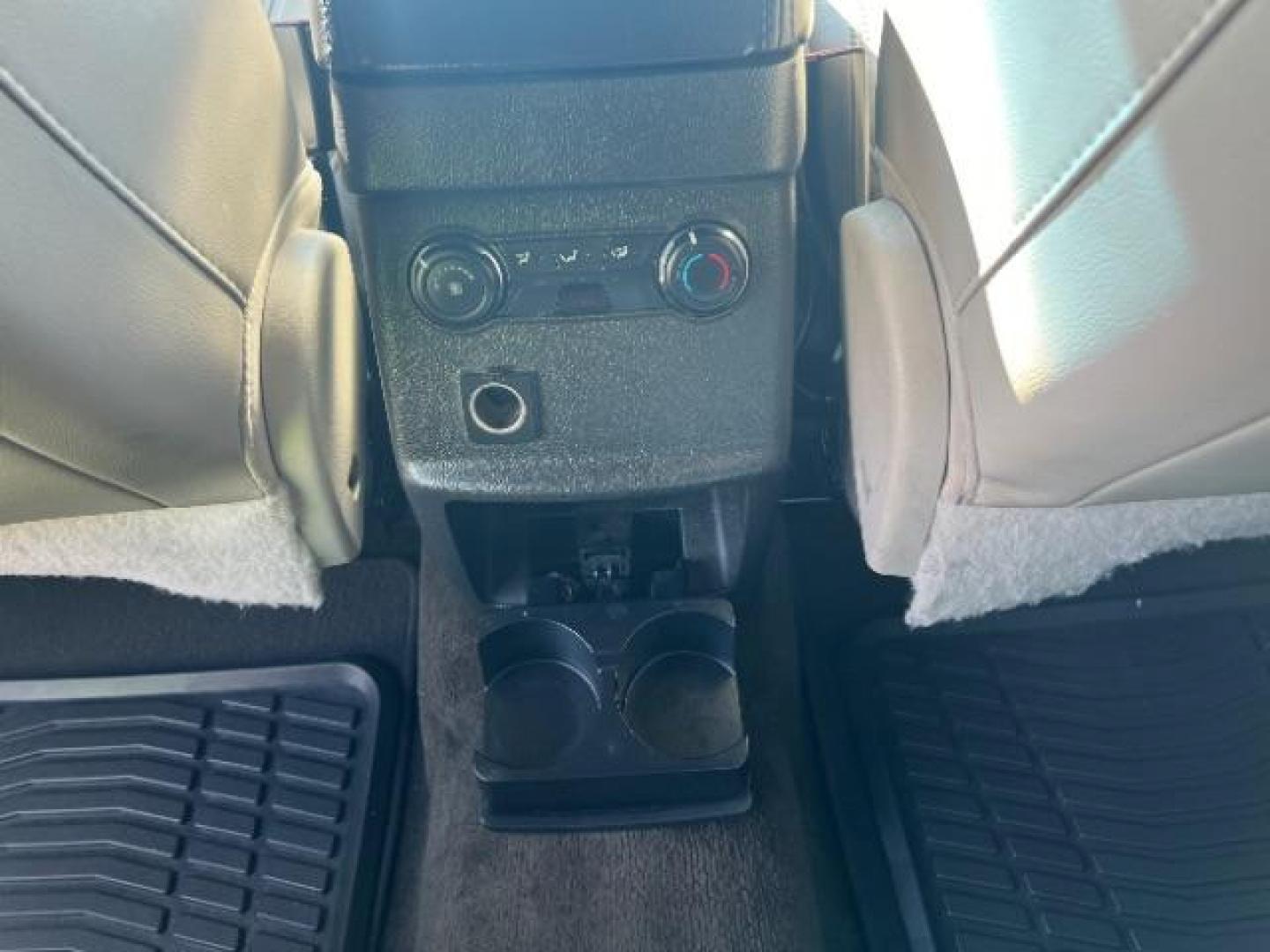 2013 White Platinum Trico /Medium Light Stone Leather Ford Explorer XLT FWD (1FM5K7D85DG) with an 3.5L V6 DOHC 24V engine, 6-Speed Automatic transmission, located at 1865 East Red Hills Pkwy, St. George, 84770, (435) 628-0023, 37.120850, -113.543640 - We specialize in helping ALL people get the best financing available. No matter your credit score, good, bad or none we can get you an amazing rate. Had a bankruptcy, divorce, or repossessions? We give you the green light to get your credit back on the road. Low down and affordable payments that fit - Photo#25