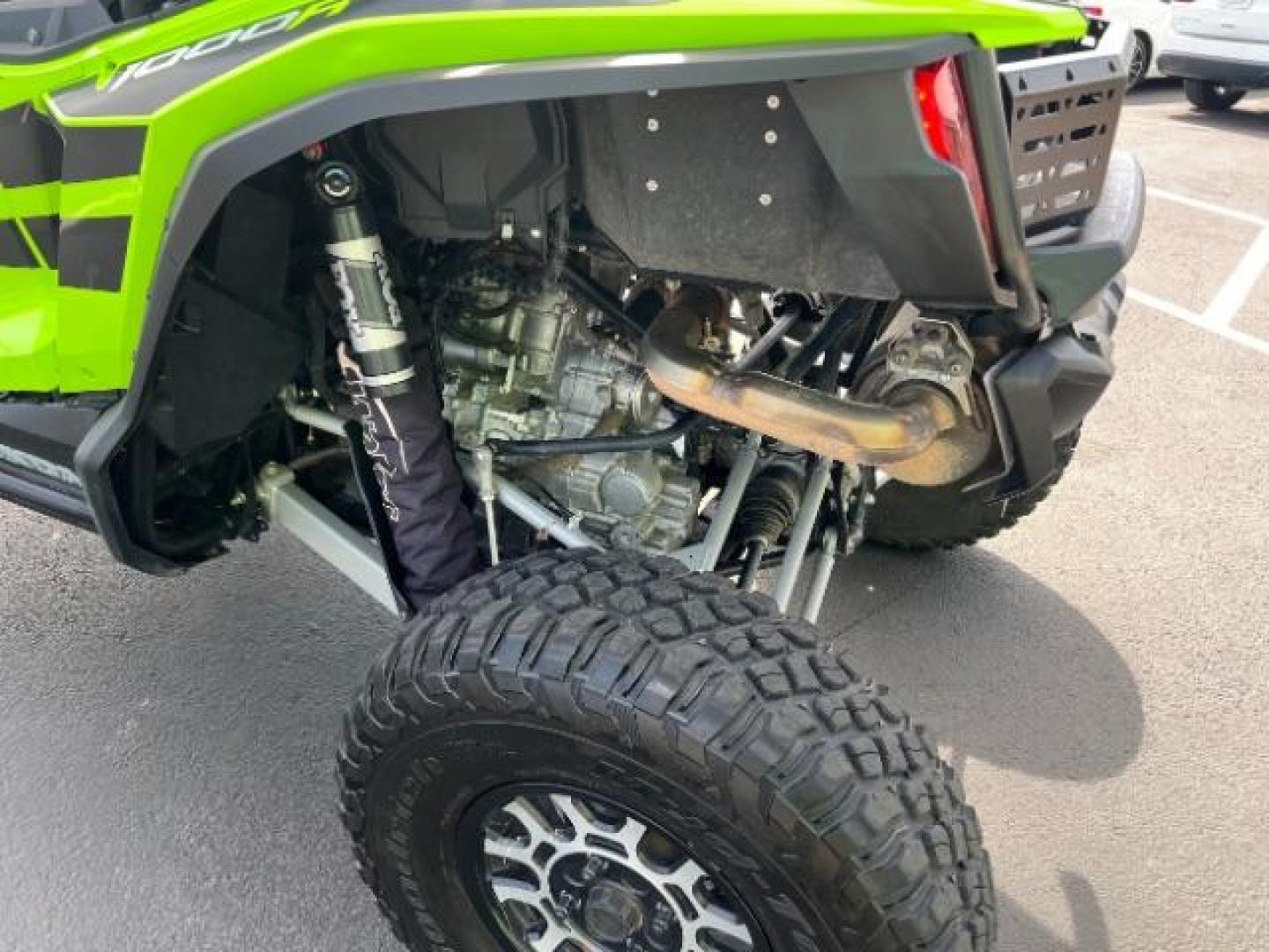 2020 Green /Black Honda Talon 1000R (1HFVE0542L4) with an 1000 engine, Automatic transmission, located at 1865 East Red Hills Pkwy, St. George, 84770, (435) 628-0023, 37.120850, -113.543640 - Excellent condition HONDA TALON 1000R. Street legal kit. Upgraded Weller suspension, Foodlights, Spare tire, LED Whips. This thing is super fast and a blast to drive off road. Call or text us for more info! - Photo#10