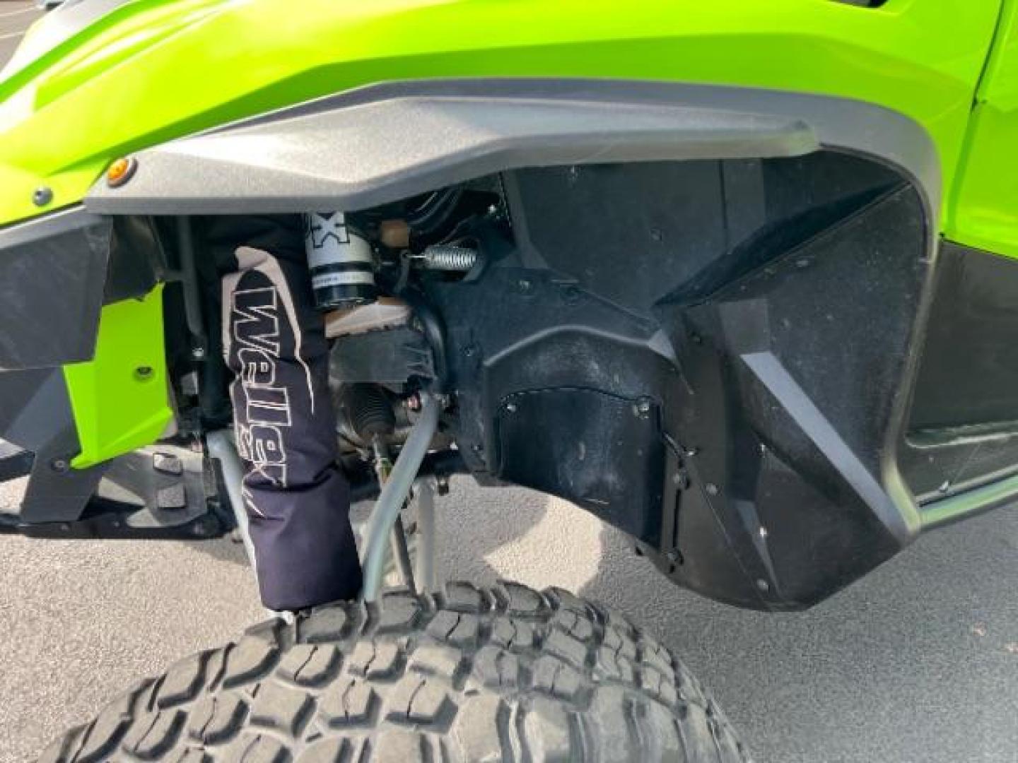 2020 Green /Black Honda Talon 1000R (1HFVE0542L4) with an 1000 engine, Automatic transmission, located at 1865 East Red Hills Pkwy, St. George, 84770, (435) 628-0023, 37.120850, -113.543640 - Excellent condition HONDA TALON 1000R. Street legal kit. Upgraded Weller suspension, Foodlights, Spare tire, LED Whips. This thing is super fast and a blast to drive off road. Call or text us for more info! - Photo#11