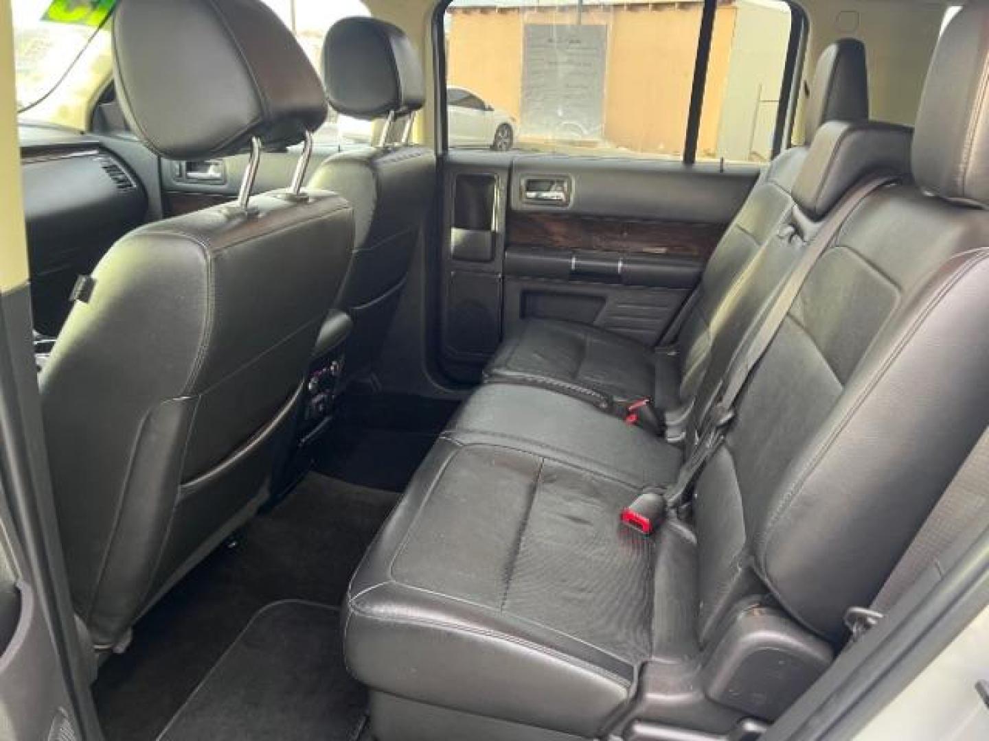 2015 Ingot Silver Metallic /Charcoal Black, leather Ford Flex Limited AWD (2FMHK6D82FB) with an 3.5L V6 DOHC 24V engine, 6-Speed Automatic Overdrive transmission, located at 940 North Main Street, Cedar City, UT, 84720, (435) 628-0023, 37.692936, -113.061897 - We specialize in helping ALL people get the best financing available. No matter your credit score, good, bad or none we can get you an amazing rate. Had a bankruptcy, divorce, or repossessions? We give you the green light to get your credit back on the road. Low down and affordable payments that fit - Photo#21