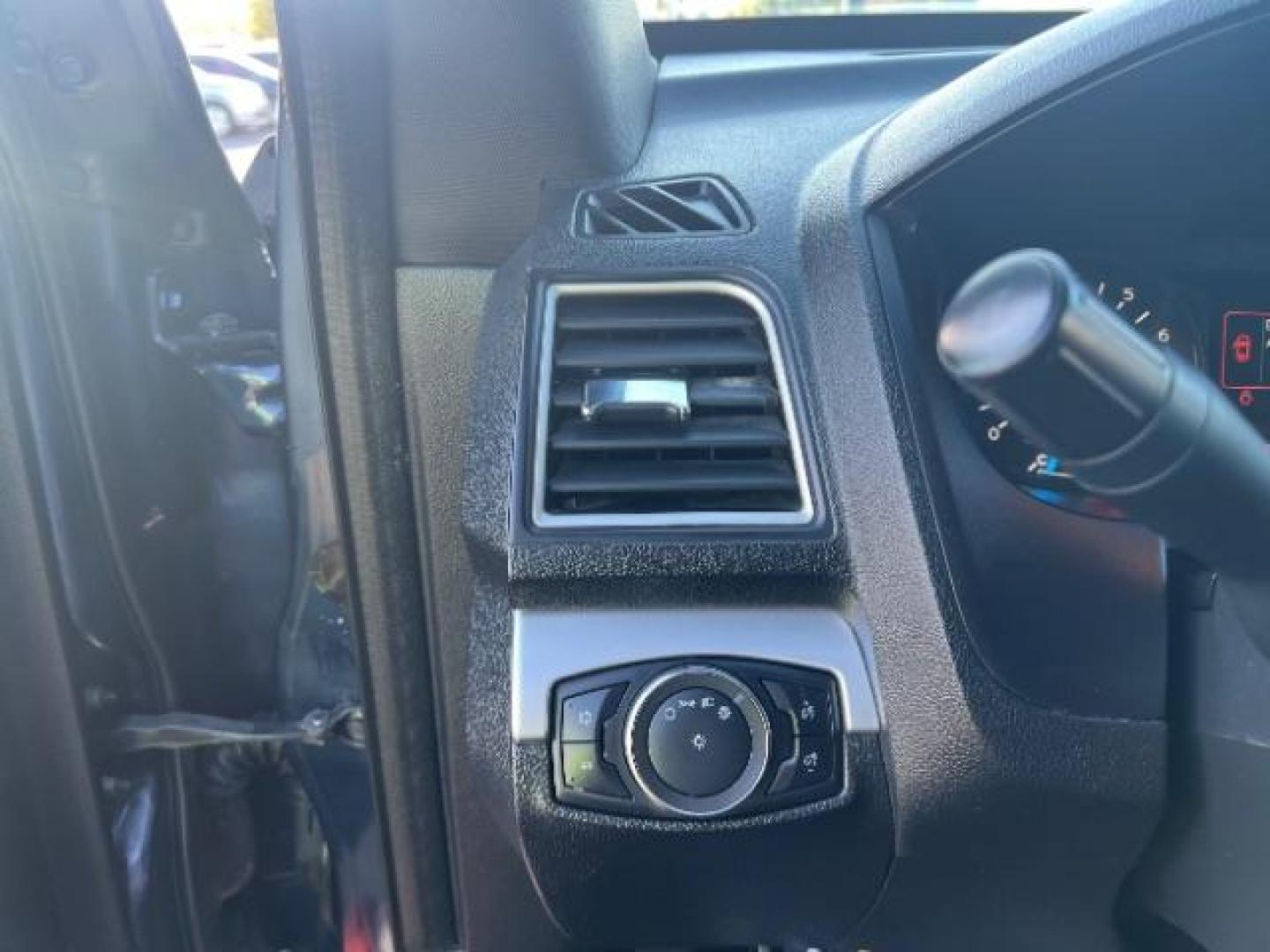 2017 Blue Jeans Metallic /Dark Earth w/Ebony Black, leather/sueded microfibe Ford Explorer XLT 4WD (1FM5K8D80HG) with an 3.5L V6 DOHC 24V engine, 6-Speed Automatic transmission, located at 940 North Main Street, Cedar City, UT, 84720, (435) 628-0023, 37.692936, -113.061897 - We specialize in helping ALL people get the best financing available. No matter your credit score, good, bad or none we can get you an amazing rate. Had a bankruptcy, divorce, or repossessions? We give you the green light to get your credit back on the road. Low down and affordable payments that fit - Photo#15