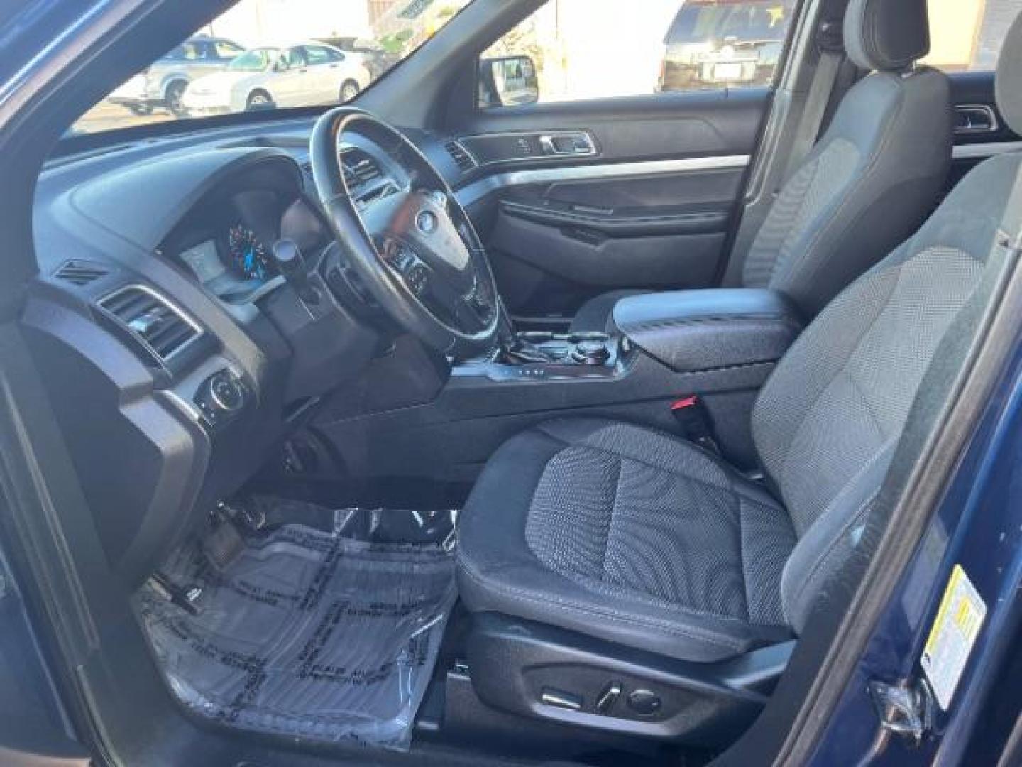2017 Blue Jeans Metallic /Dark Earth w/Ebony Black, leather/sueded microfibe Ford Explorer XLT 4WD (1FM5K8D80HG) with an 3.5L V6 DOHC 24V engine, 6-Speed Automatic transmission, located at 940 North Main Street, Cedar City, UT, 84720, (435) 628-0023, 37.692936, -113.061897 - We specialize in helping ALL people get the best financing available. No matter your credit score, good, bad or none we can get you an amazing rate. Had a bankruptcy, divorce, or repossessions? We give you the green light to get your credit back on the road. Low down and affordable payments that fit - Photo#16