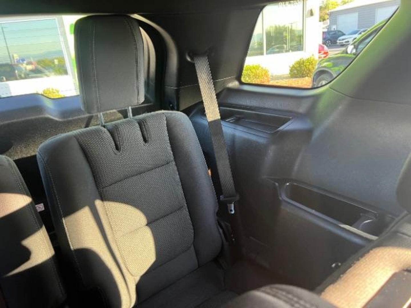 2017 Blue Jeans Metallic /Dark Earth w/Ebony Black, leather/sueded microfibe Ford Explorer XLT 4WD (1FM5K8D80HG) with an 3.5L V6 DOHC 24V engine, 6-Speed Automatic transmission, located at 940 North Main Street, Cedar City, UT, 84720, (435) 628-0023, 37.692936, -113.061897 - We specialize in helping ALL people get the best financing available. No matter your credit score, good, bad or none we can get you an amazing rate. Had a bankruptcy, divorce, or repossessions? We give you the green light to get your credit back on the road. Low down and affordable payments that fit - Photo#23