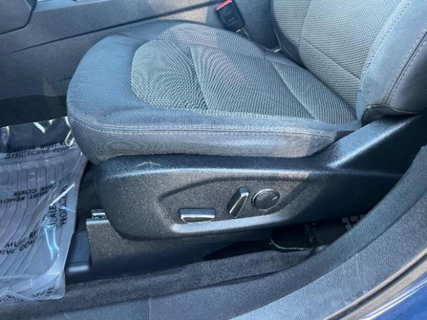 2017 Blue Jeans Metallic /Dark Earth w/Ebony Black, leather/sueded microfibe Ford Explorer XLT 4WD (1FM5K8D80HG) with an 3.5L V6 DOHC 24V engine, 6-Speed Automatic transmission, located at 940 North Main Street, Cedar City, UT, 84720, (435) 628-0023, 37.692936, -113.061897 - We specialize in helping ALL people get the best financing available. No matter your credit score, good, bad or none we can get you an amazing rate. Had a bankruptcy, divorce, or repossessions? We give you the green light to get your credit back on the road. Low down and affordable payments that fit - Photo#12
