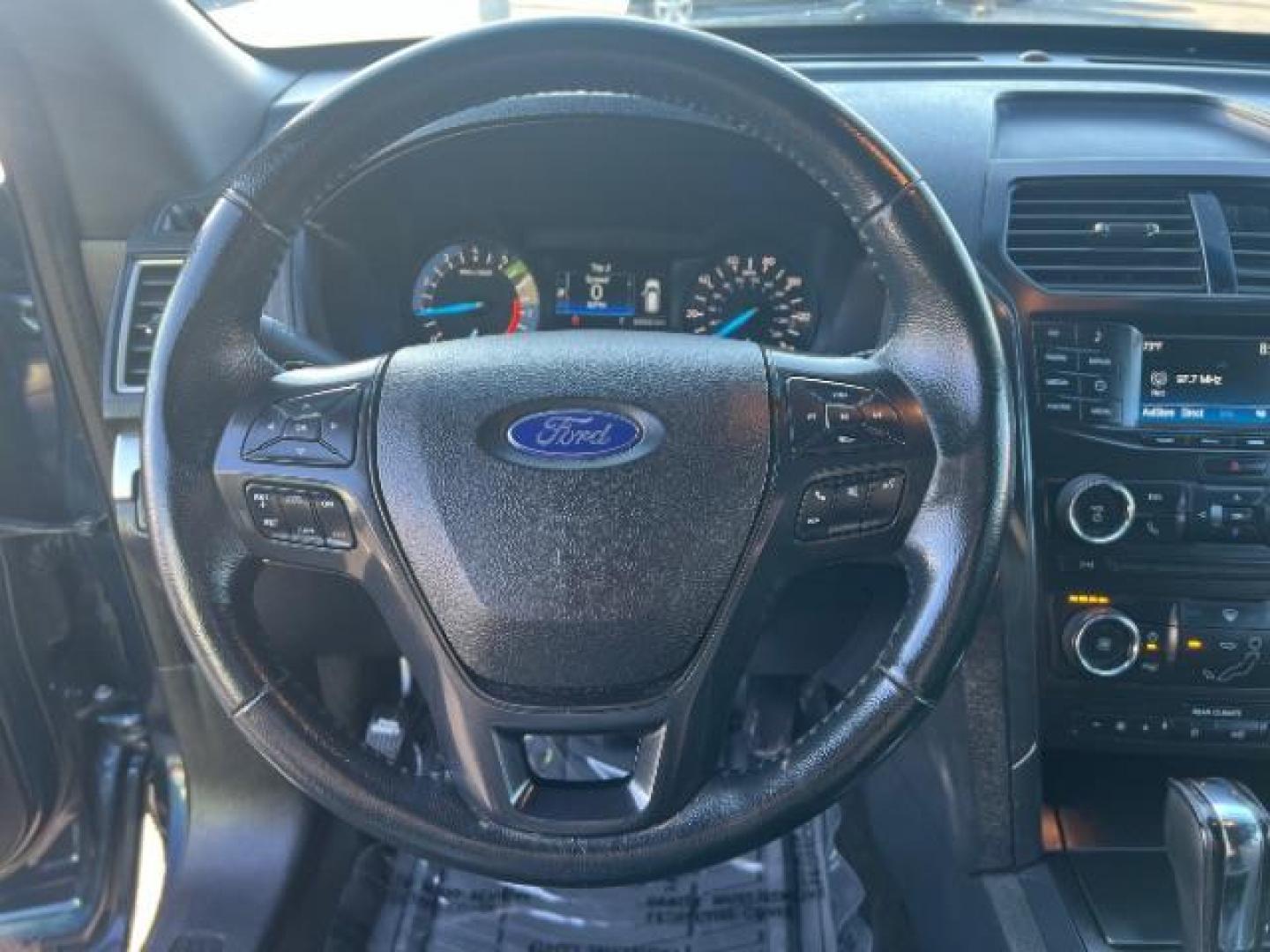 2017 Blue Jeans Metallic /Dark Earth w/Ebony Black, leather/sueded microfibe Ford Explorer XLT 4WD (1FM5K8D80HG) with an 3.5L V6 DOHC 24V engine, 6-Speed Automatic transmission, located at 940 North Main Street, Cedar City, UT, 84720, (435) 628-0023, 37.692936, -113.061897 - We specialize in helping ALL people get the best financing available. No matter your credit score, good, bad or none we can get you an amazing rate. Had a bankruptcy, divorce, or repossessions? We give you the green light to get your credit back on the road. Low down and affordable payments that fit - Photo#14