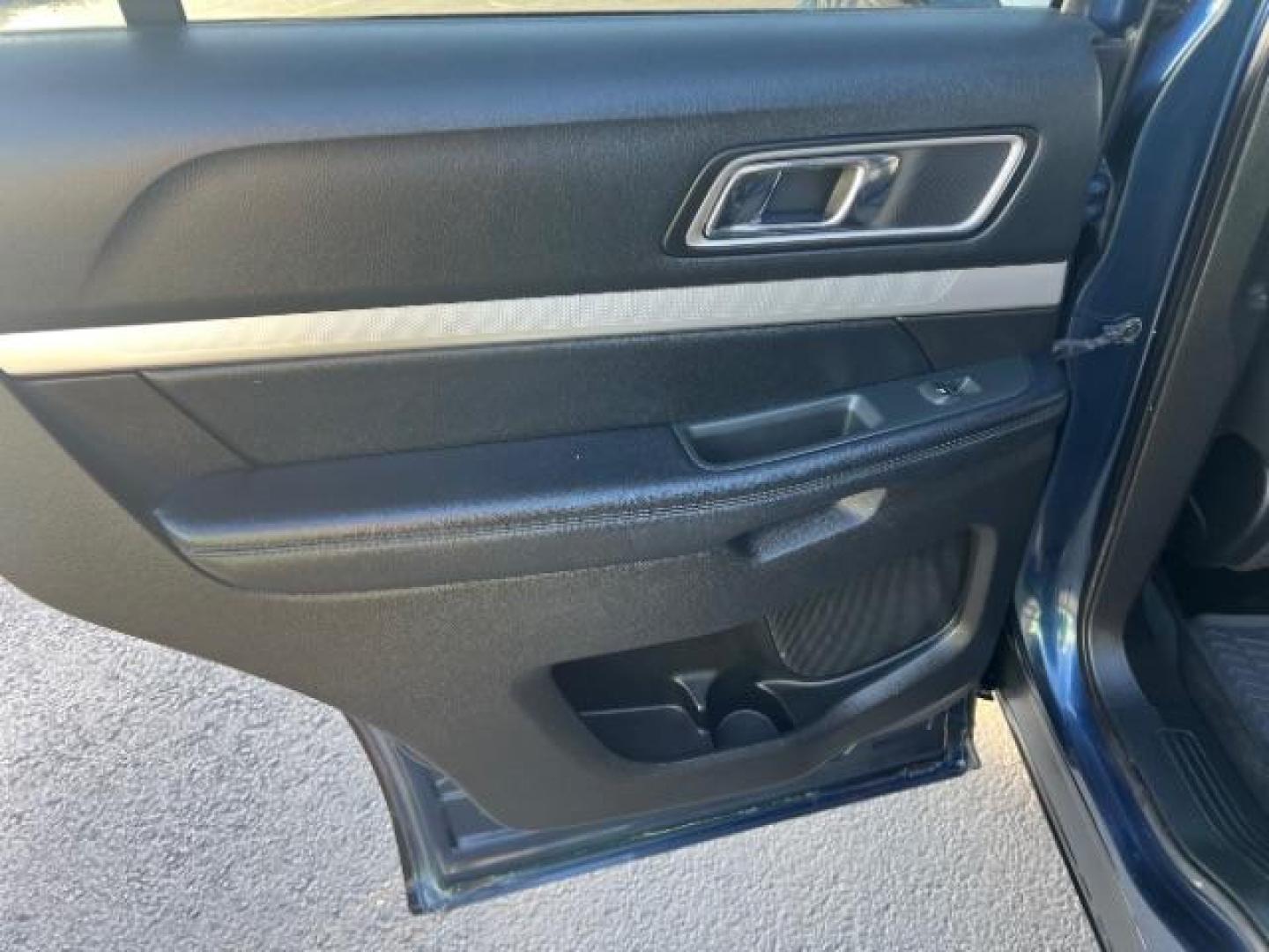 2017 Blue Jeans Metallic /Dark Earth w/Ebony Black, leather/sueded microfibe Ford Explorer XLT 4WD (1FM5K8D80HG) with an 3.5L V6 DOHC 24V engine, 6-Speed Automatic transmission, located at 940 North Main Street, Cedar City, UT, 84720, (435) 628-0023, 37.692936, -113.061897 - We specialize in helping ALL people get the best financing available. No matter your credit score, good, bad or none we can get you an amazing rate. Had a bankruptcy, divorce, or repossessions? We give you the green light to get your credit back on the road. Low down and affordable payments that fit - Photo#21